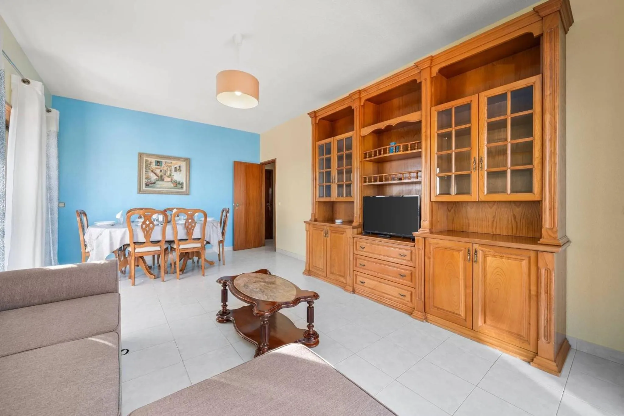 Communal lounge/ TV room in Apartamentos Vista Mar