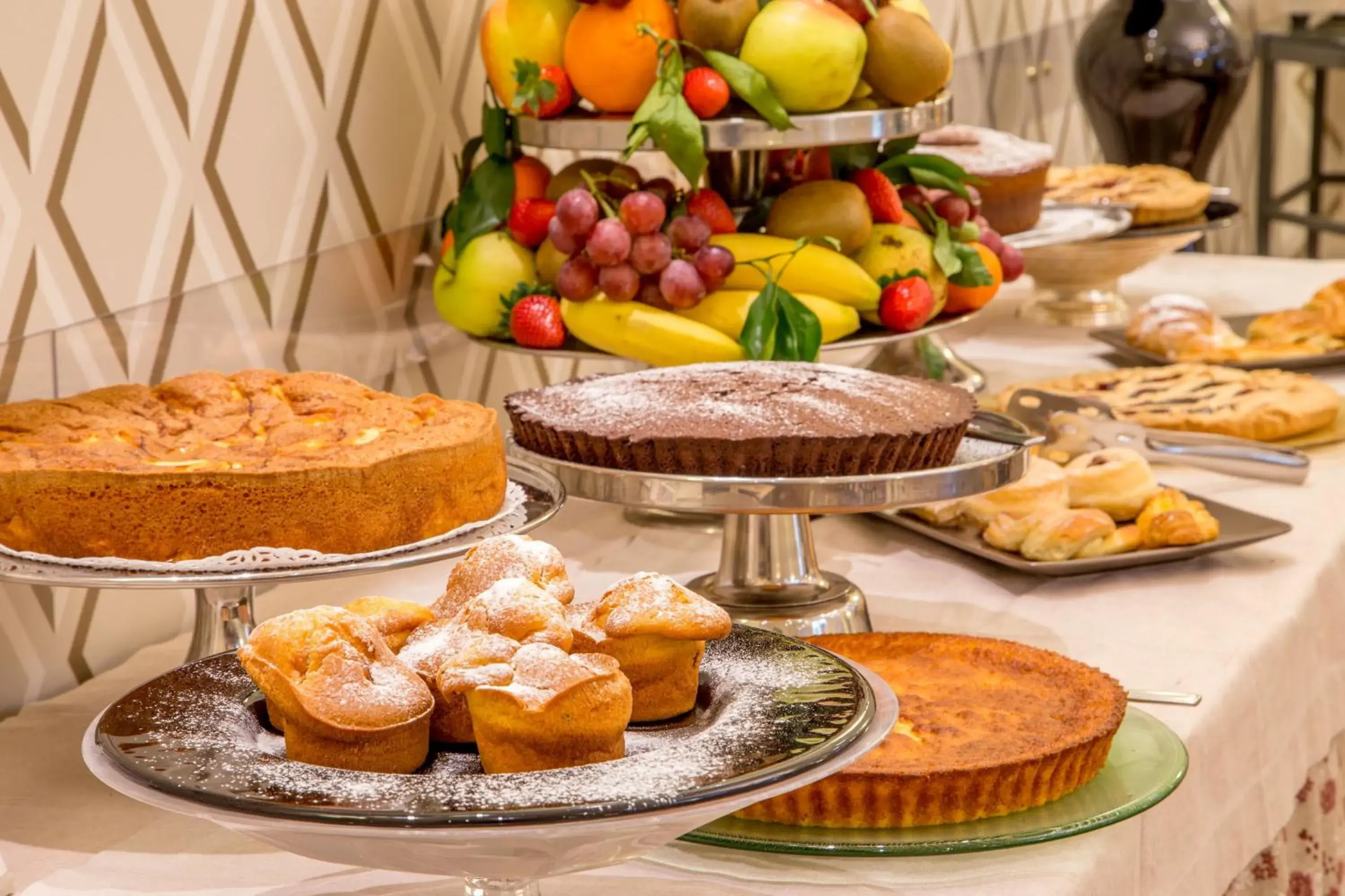 Continental breakfast in Hotel Villa Glori Continental breakfast in Hotel Villa Glori