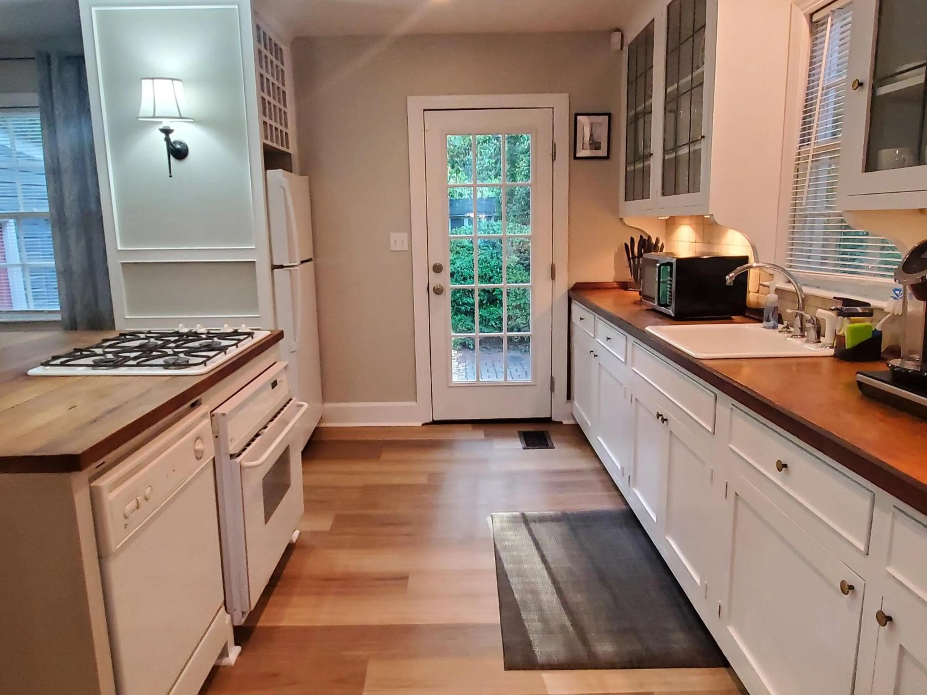 dishwasher in Cheerful 2 BR Near Colleges, Downtown, Attractions
