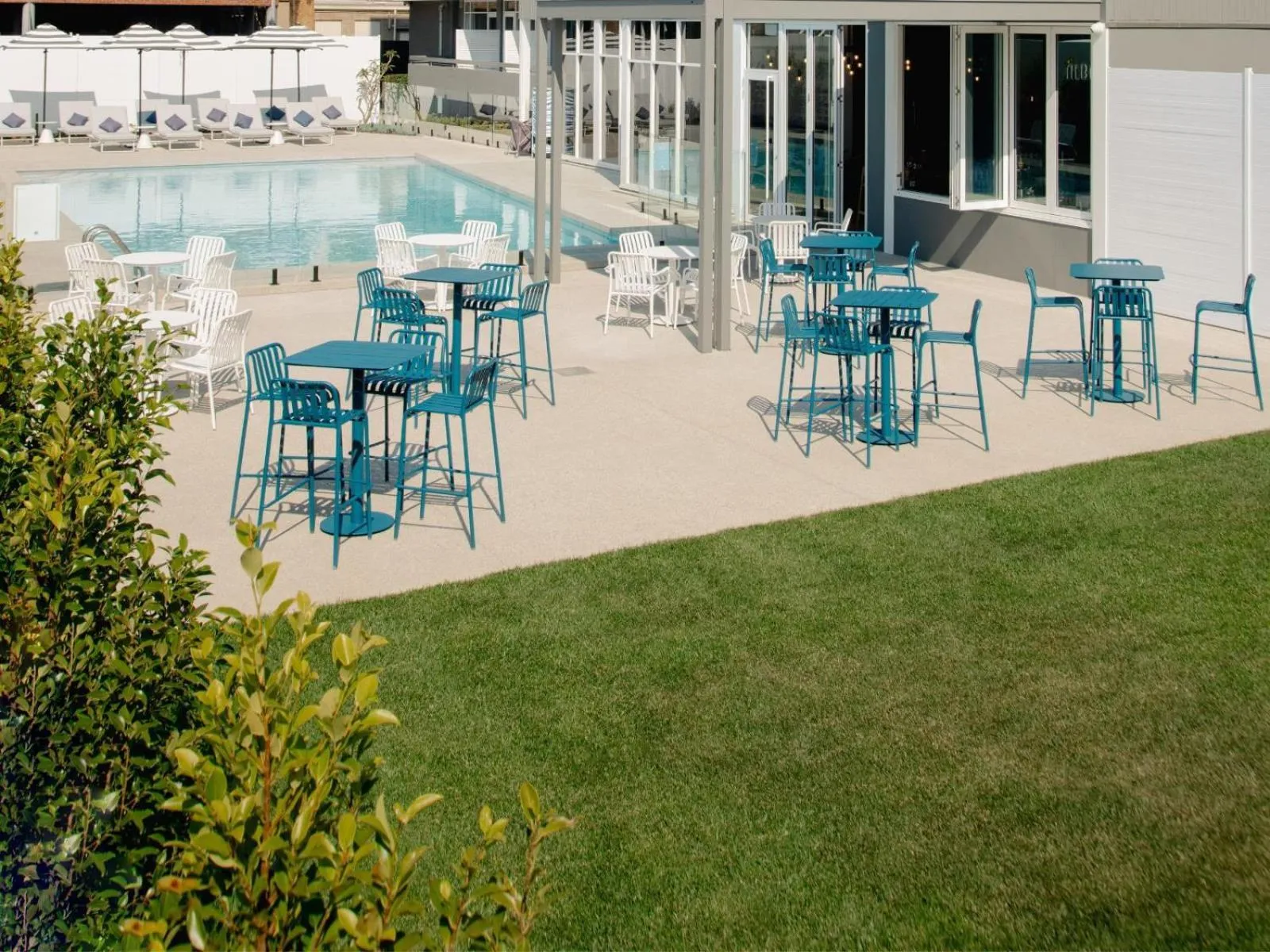 Food and drinks in Hotel Alba Adelaide