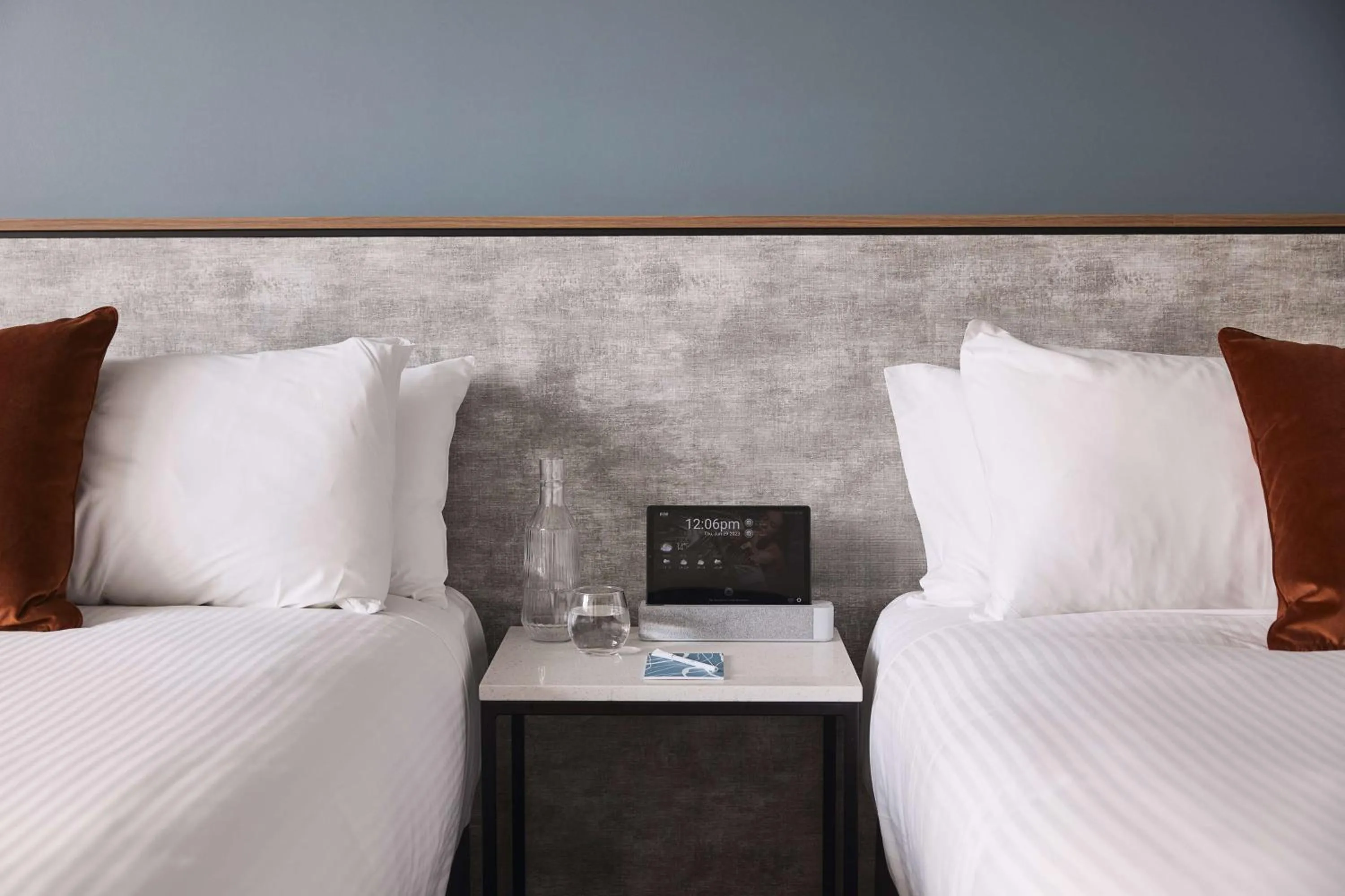 Bedroom, Bed in Hotel Alba Adelaide