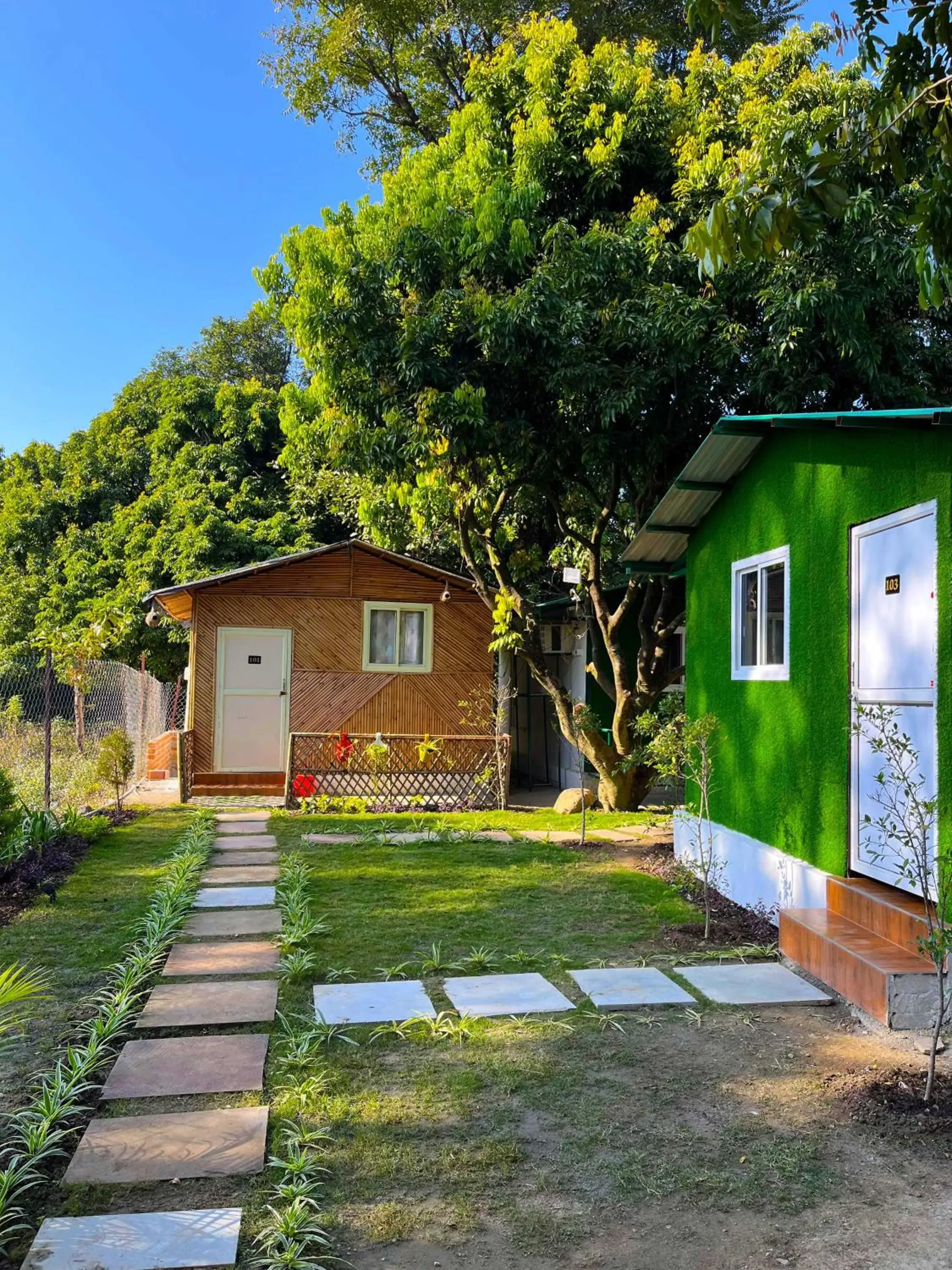 Facade/entrance in Hotel O Royal Tree Cafe And Resort Facade/entrance in Hotel O Royal Tree Cafe And Resort