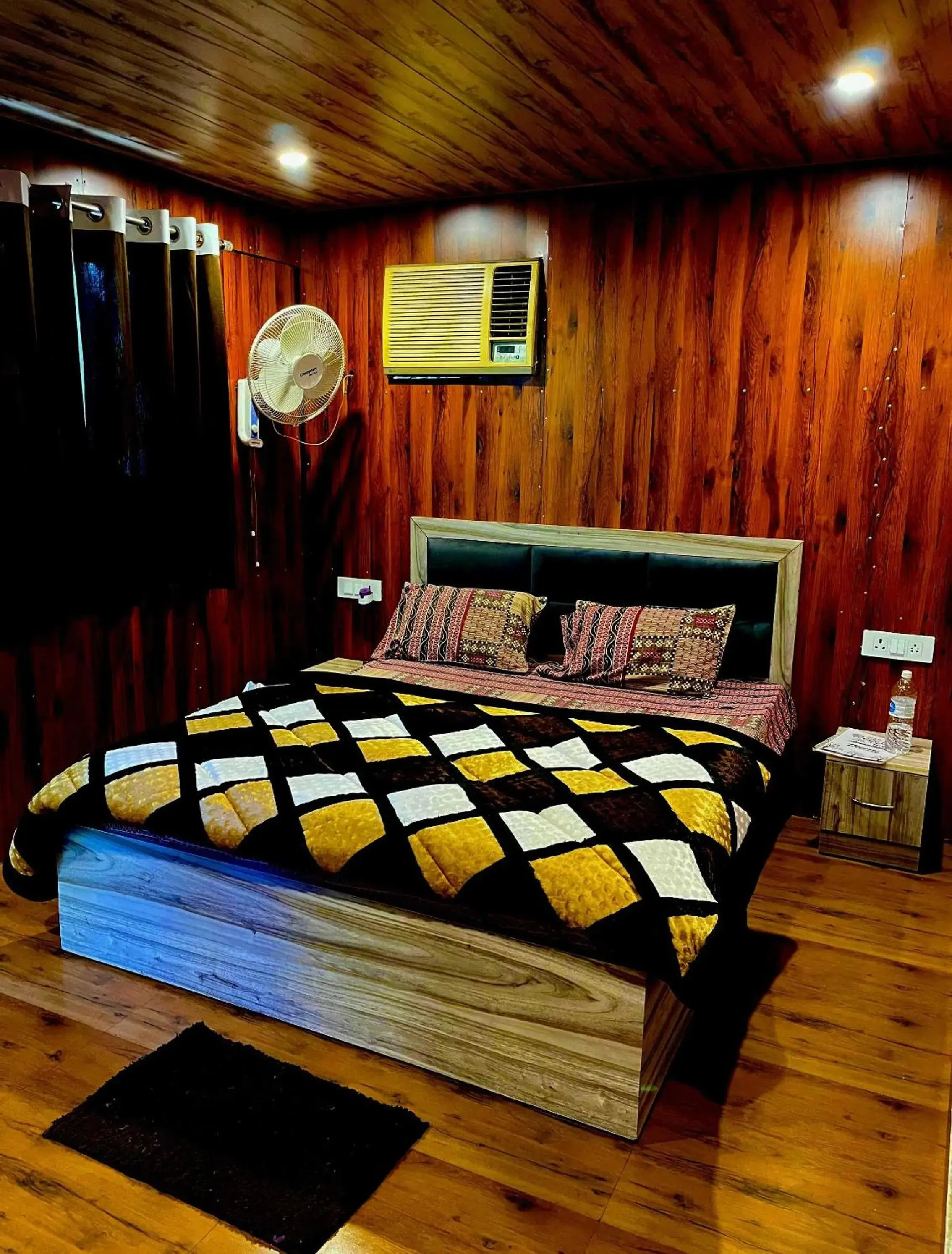 Deluxe Triple Room - single occupancy in Hotel O Royal Tree Cafe And Resort Deluxe Triple Room - single occupancy in Hotel O Royal Tree Cafe And Resort