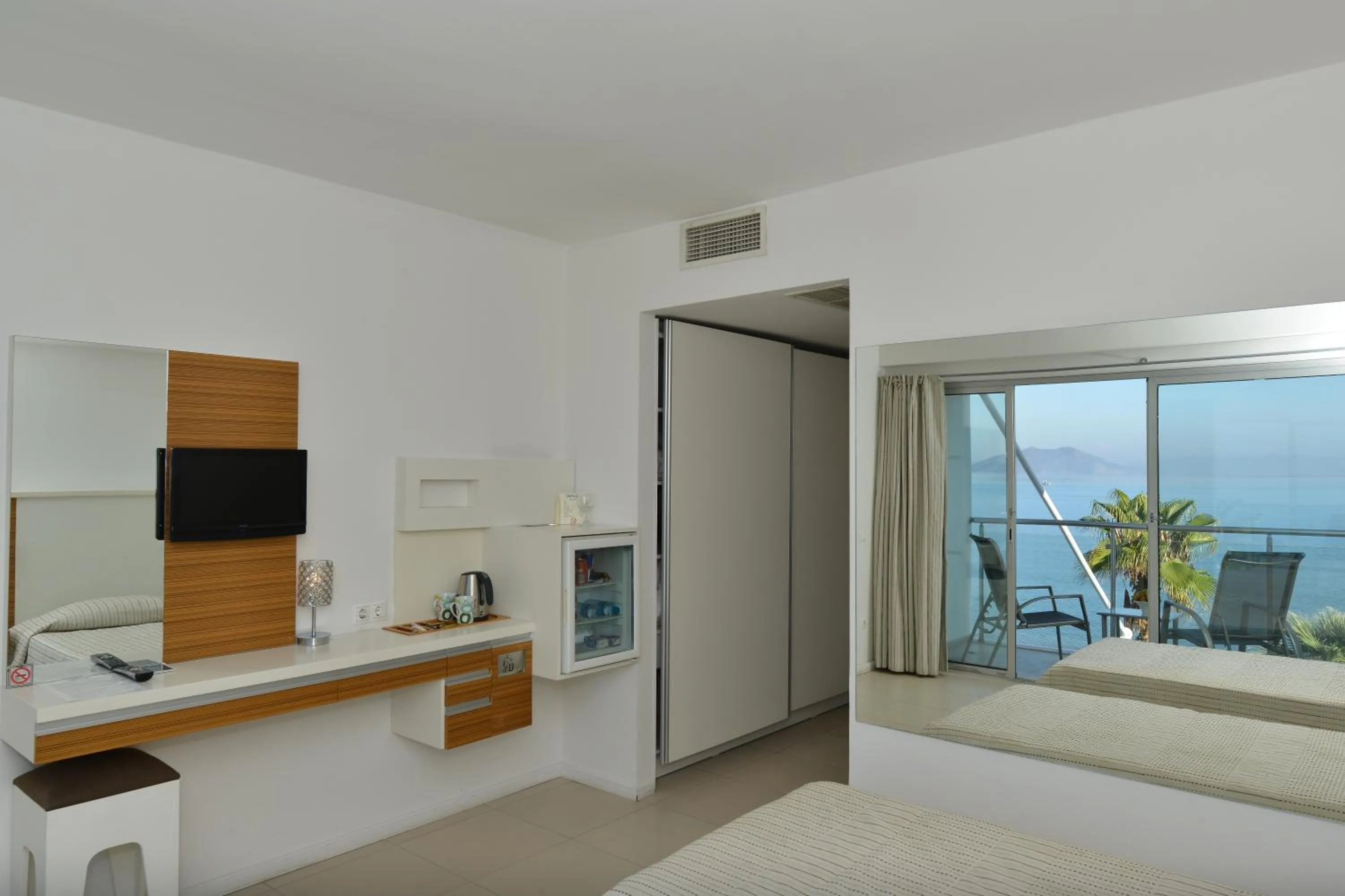 Photo of the whole room, Bed in Hotel Delta