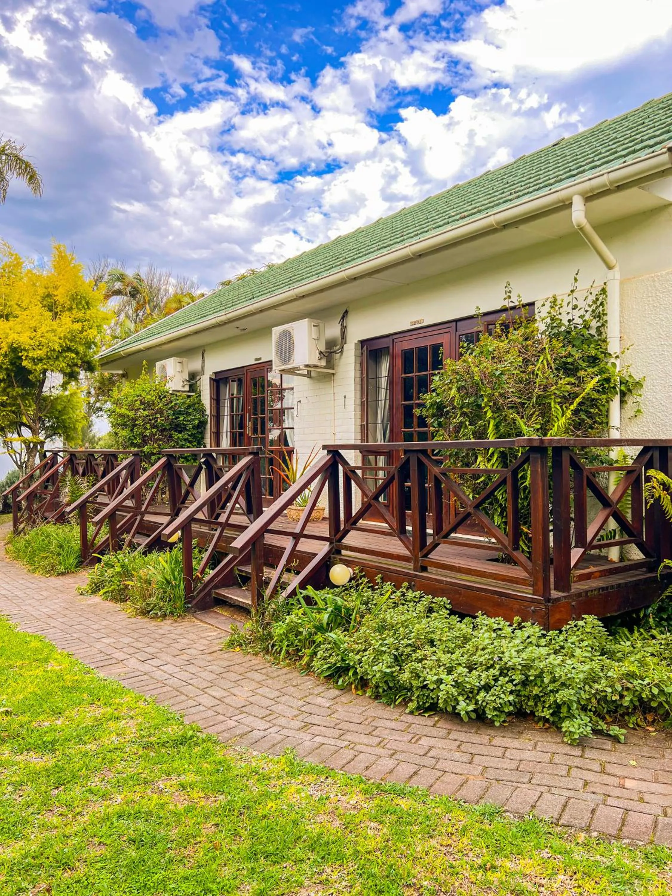 Patio in Bunkers Inn Guesthouse