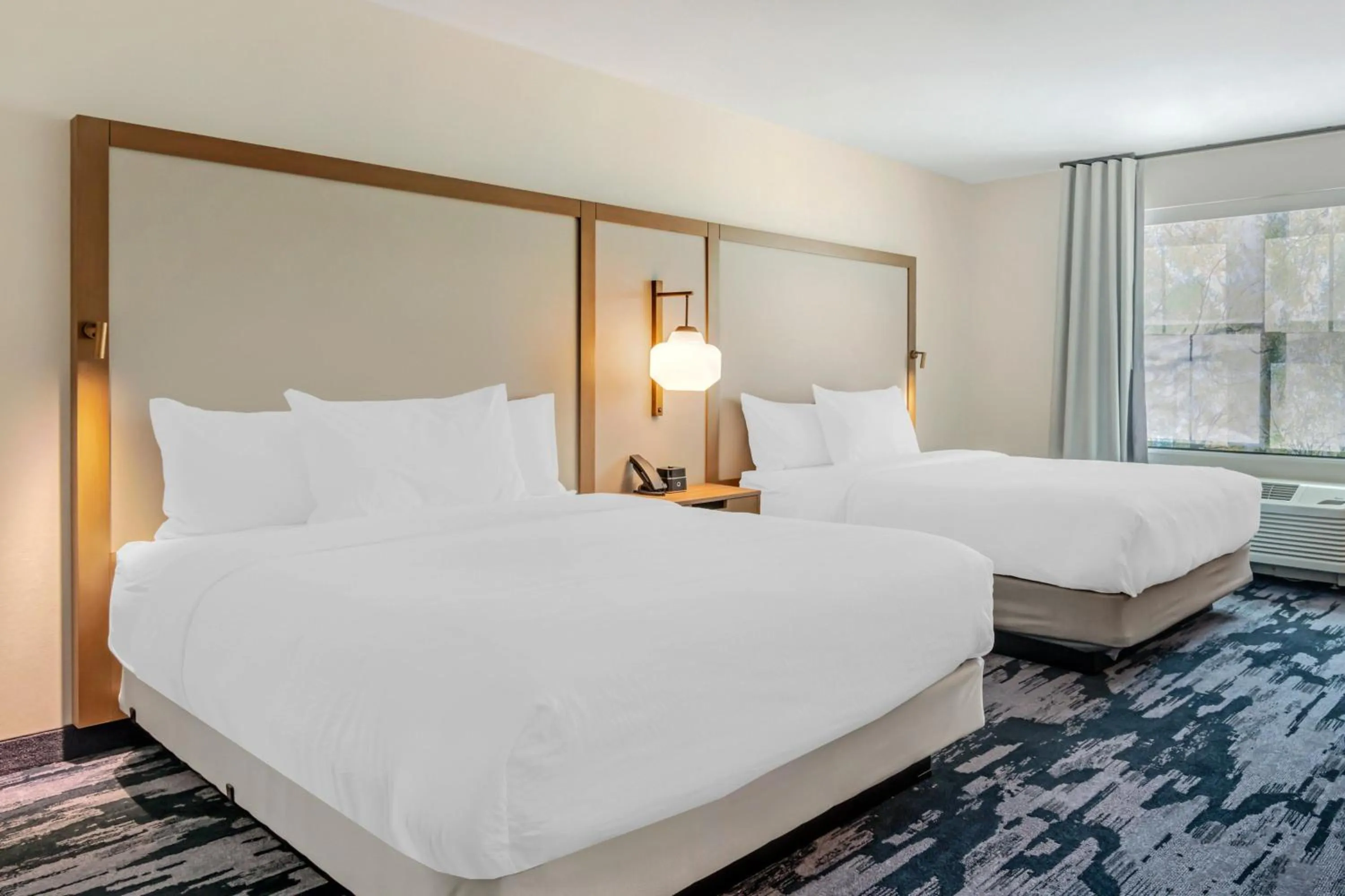 Photo of the whole room, Bed in Fairfield by Marriott Inn & Suites North Conway