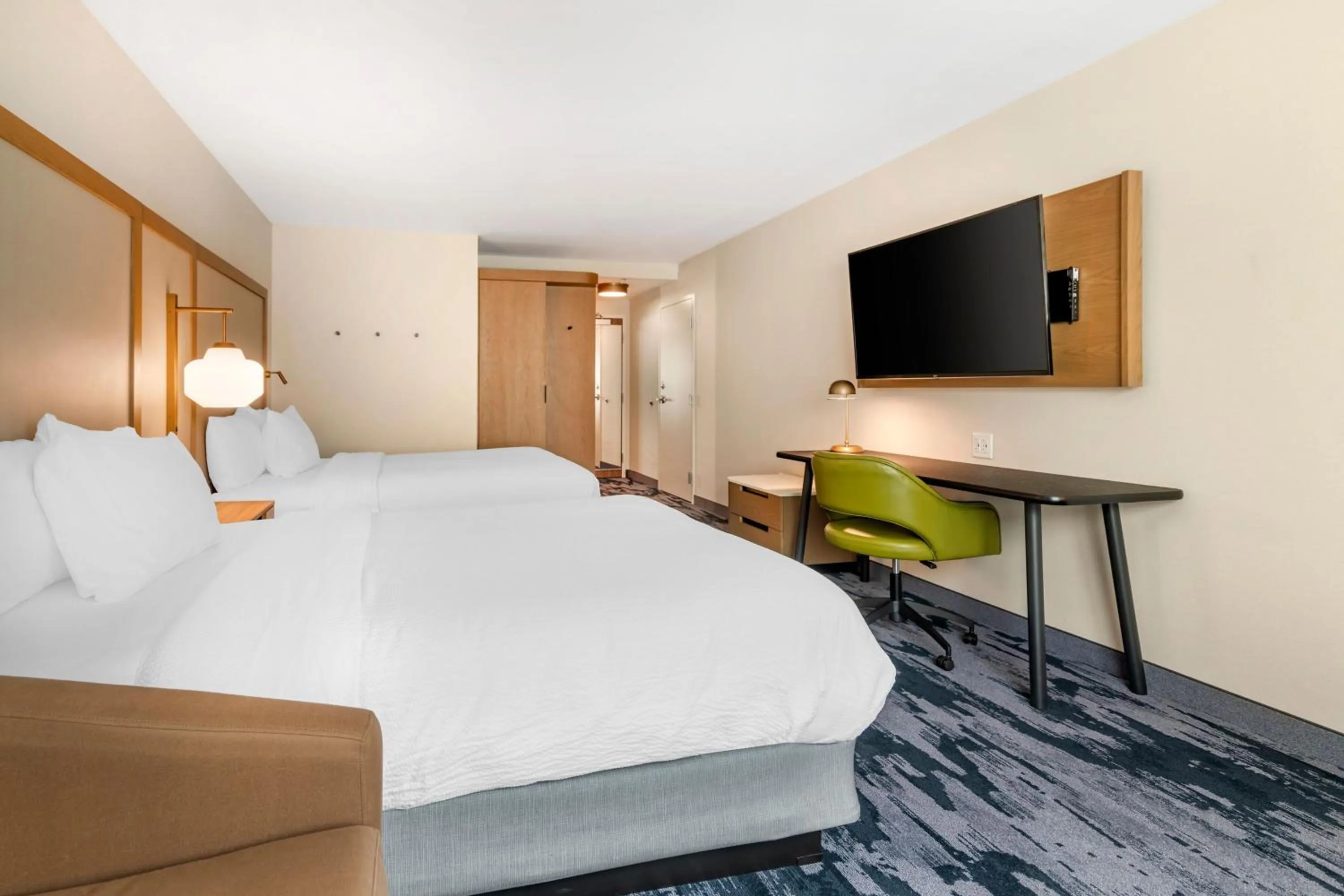 Photo of the whole room, Bed in Fairfield by Marriott Inn & Suites North Conway