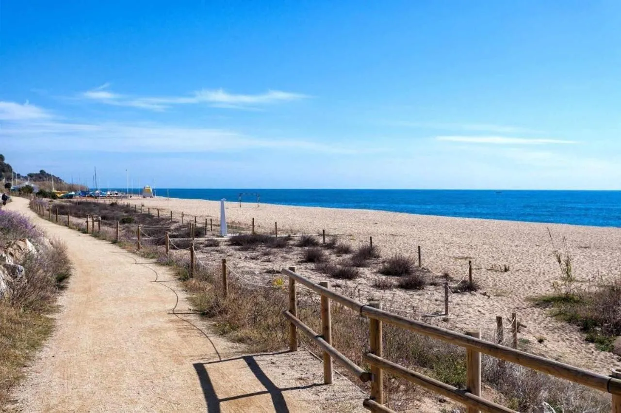 Property building in Maresme Beach Apartment