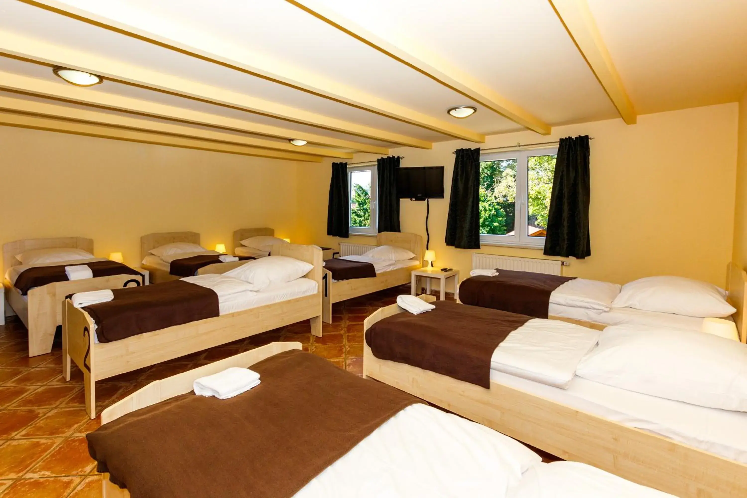 Photo of the whole room, Bed in Apart Hotel Sarstedter Hof Photo of the whole room, Bed in Apart Hotel Sarstedter Hof