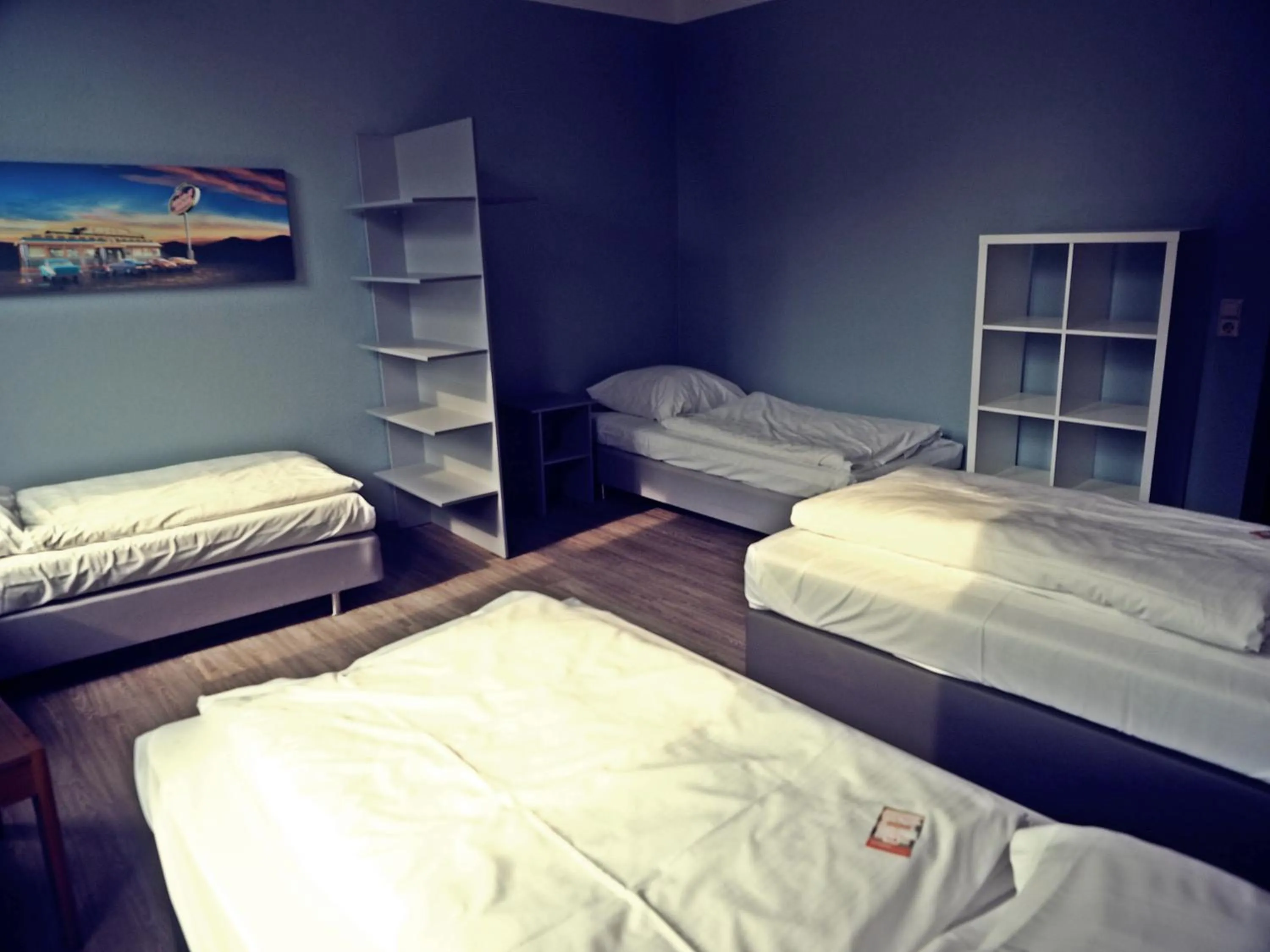 Photo of the whole room, Bed in Apart Hotel Sarstedter Hof