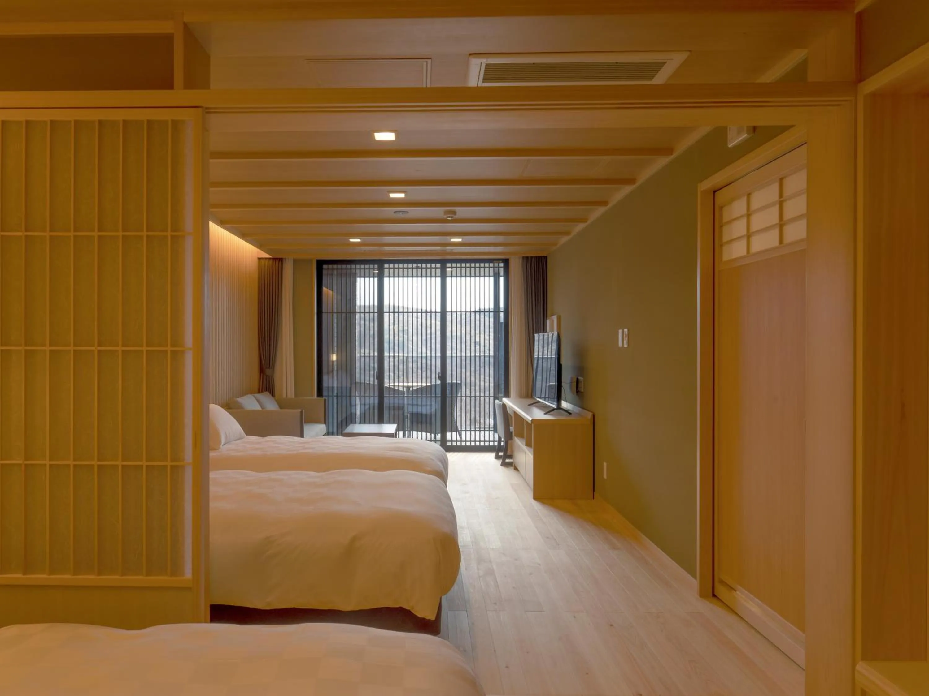 Photo of the whole room, Bed in Hotel Shikinoyakata Hakone Ashinoko