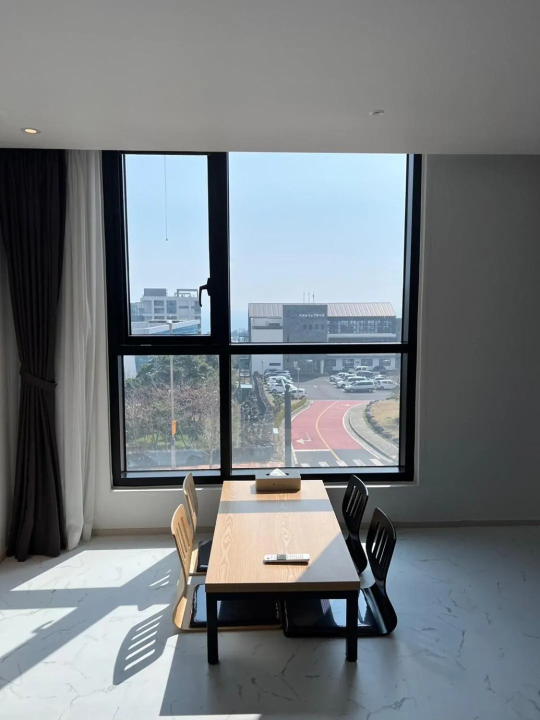 Jeju Pureun Hotel