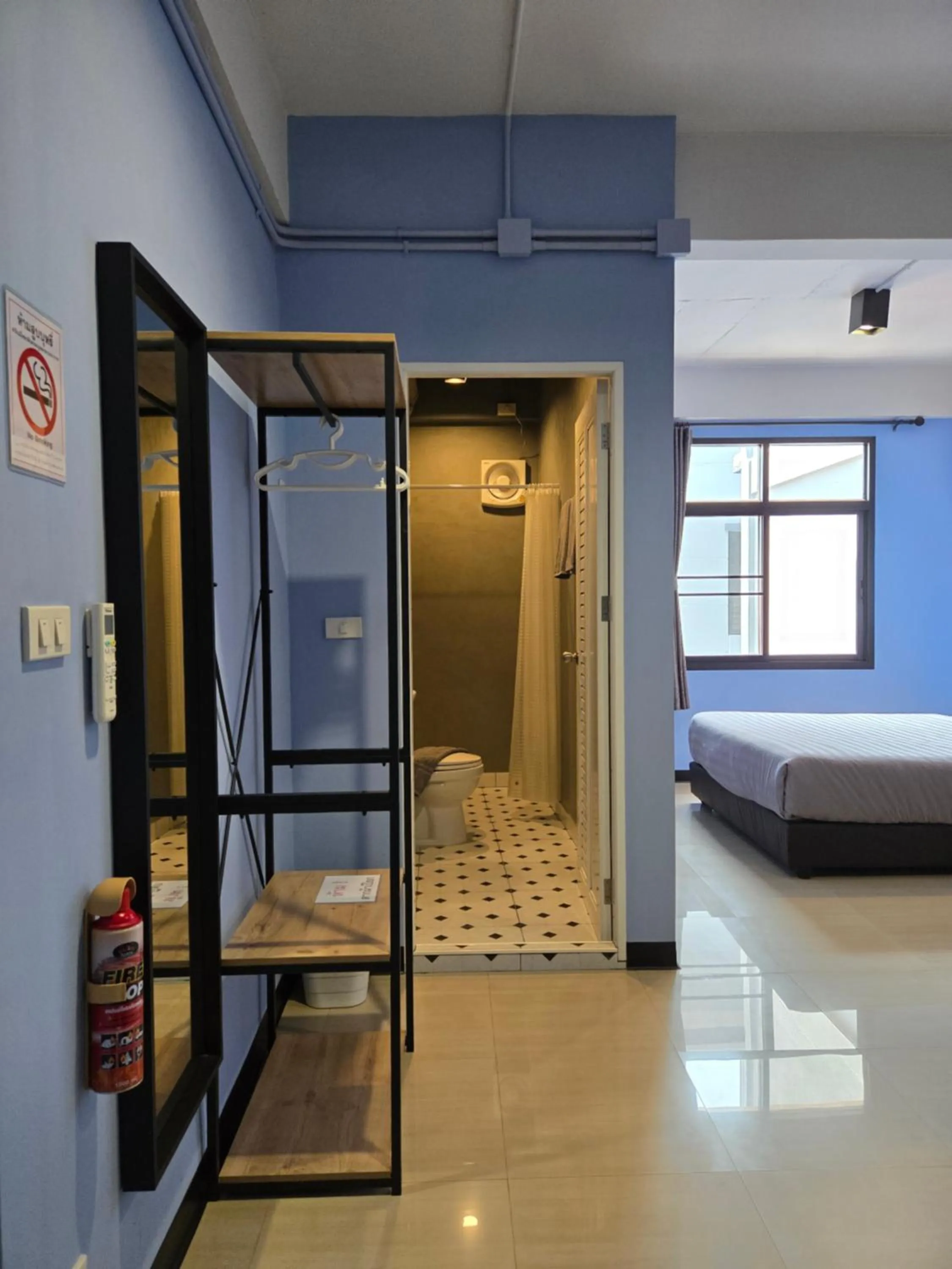 Bathroom, Bed in HOUSEMODE - BAANYAI @ Wongwian Yai