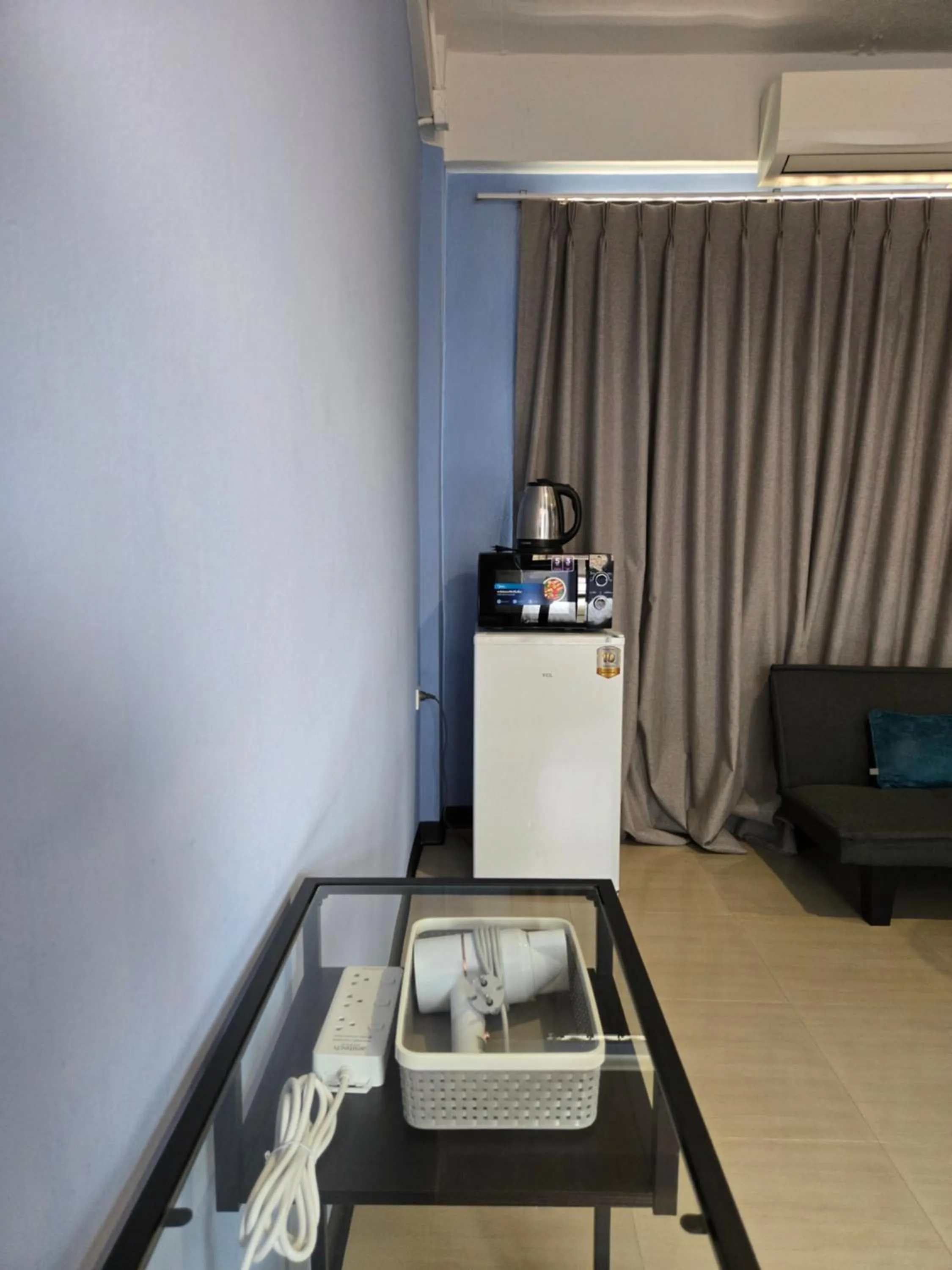 Photo of the whole room in HOUSEMODE - BAANYAI @ Wongwian Yai