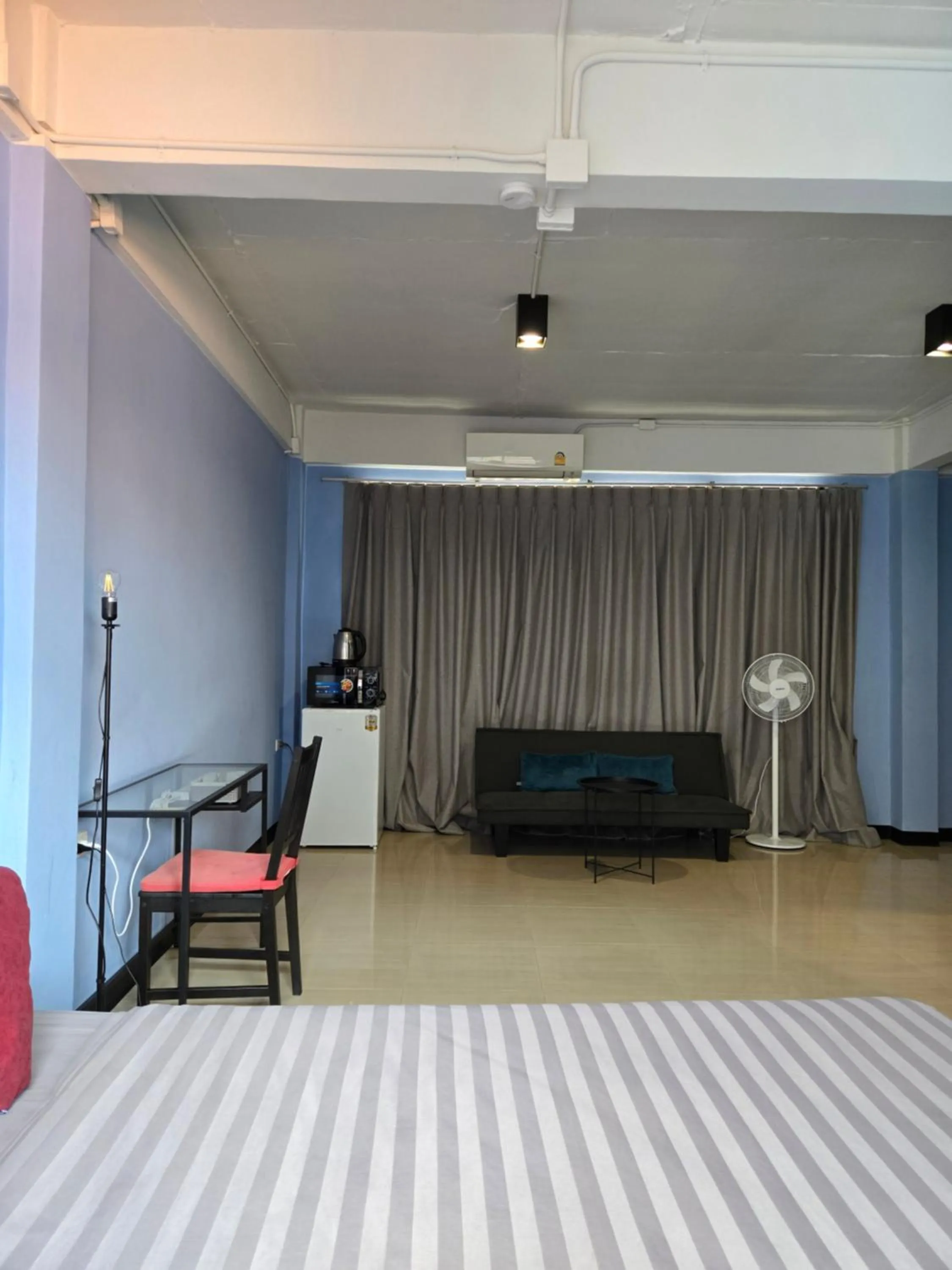 Bed in HOUSEMODE - BAANYAI @ Wongwian Yai