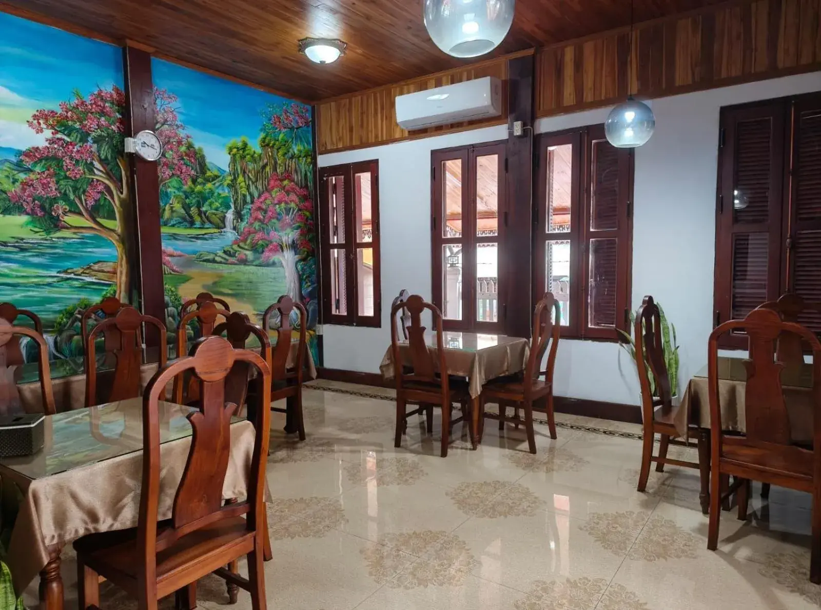 Restaurant/places to eat in Ananta Hotel Luangprabang Restaurant/places to eat in Ananta Hotel Luangprabang