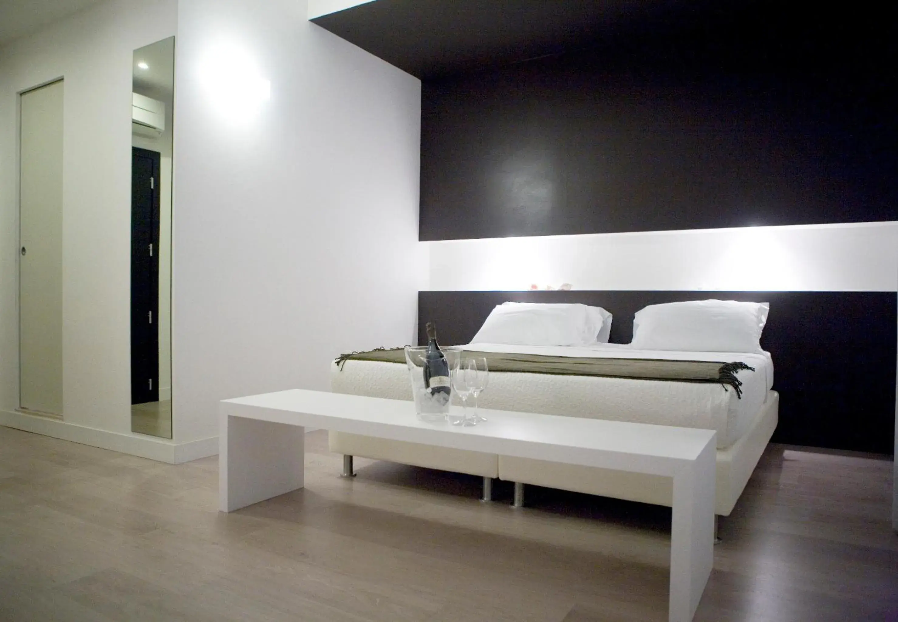 Bedroom, Bed in Hotel Tiffany & Resort