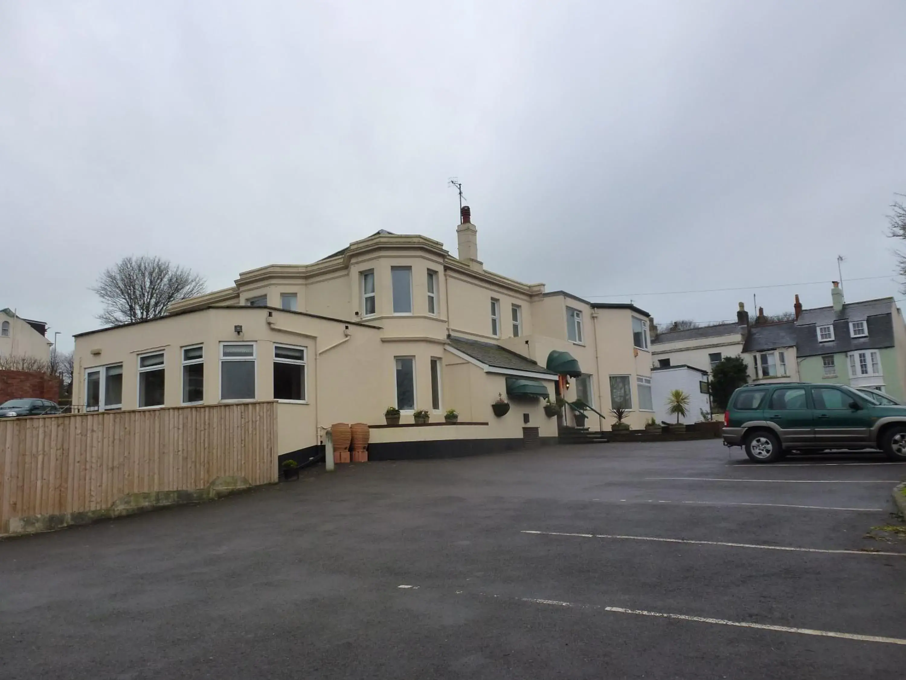 The Kingswood Guest House - Adult Only The Kingswood Guest House - Adult Only