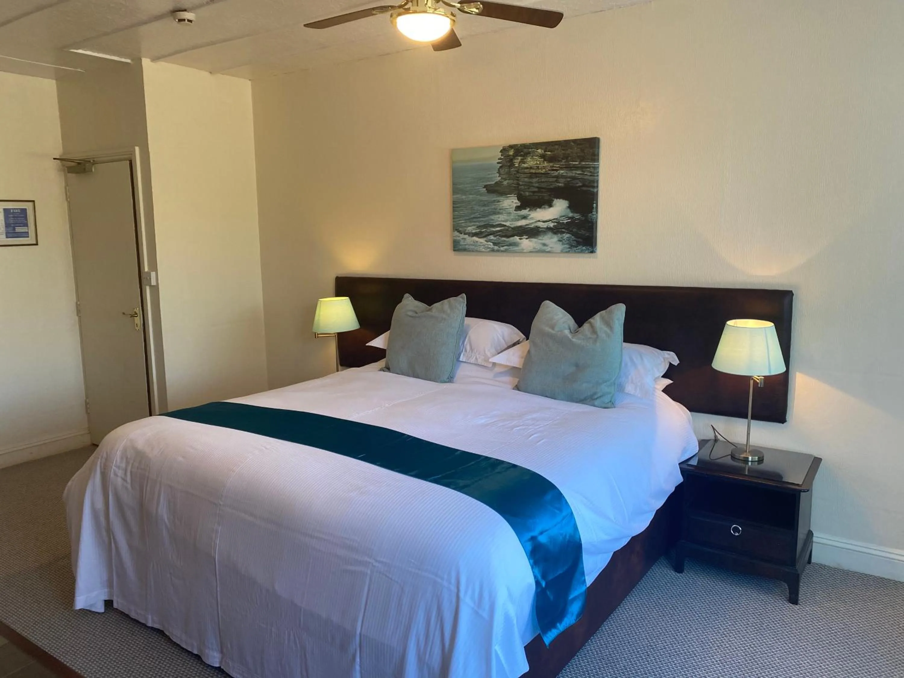 The Kingswood Guest House - Adult Only