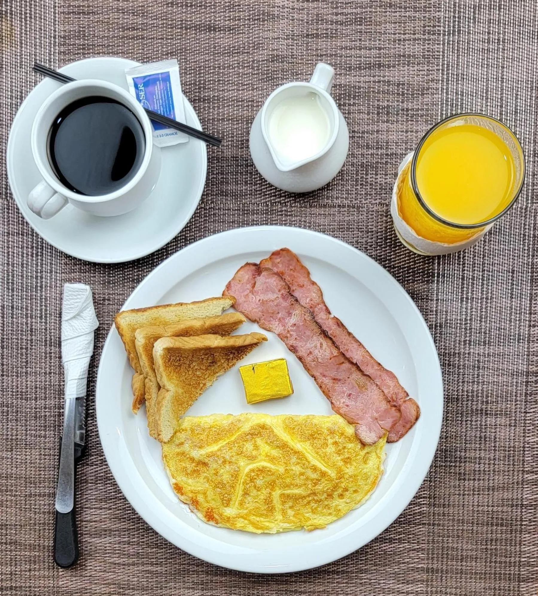 Breakfast in Hotel RDG