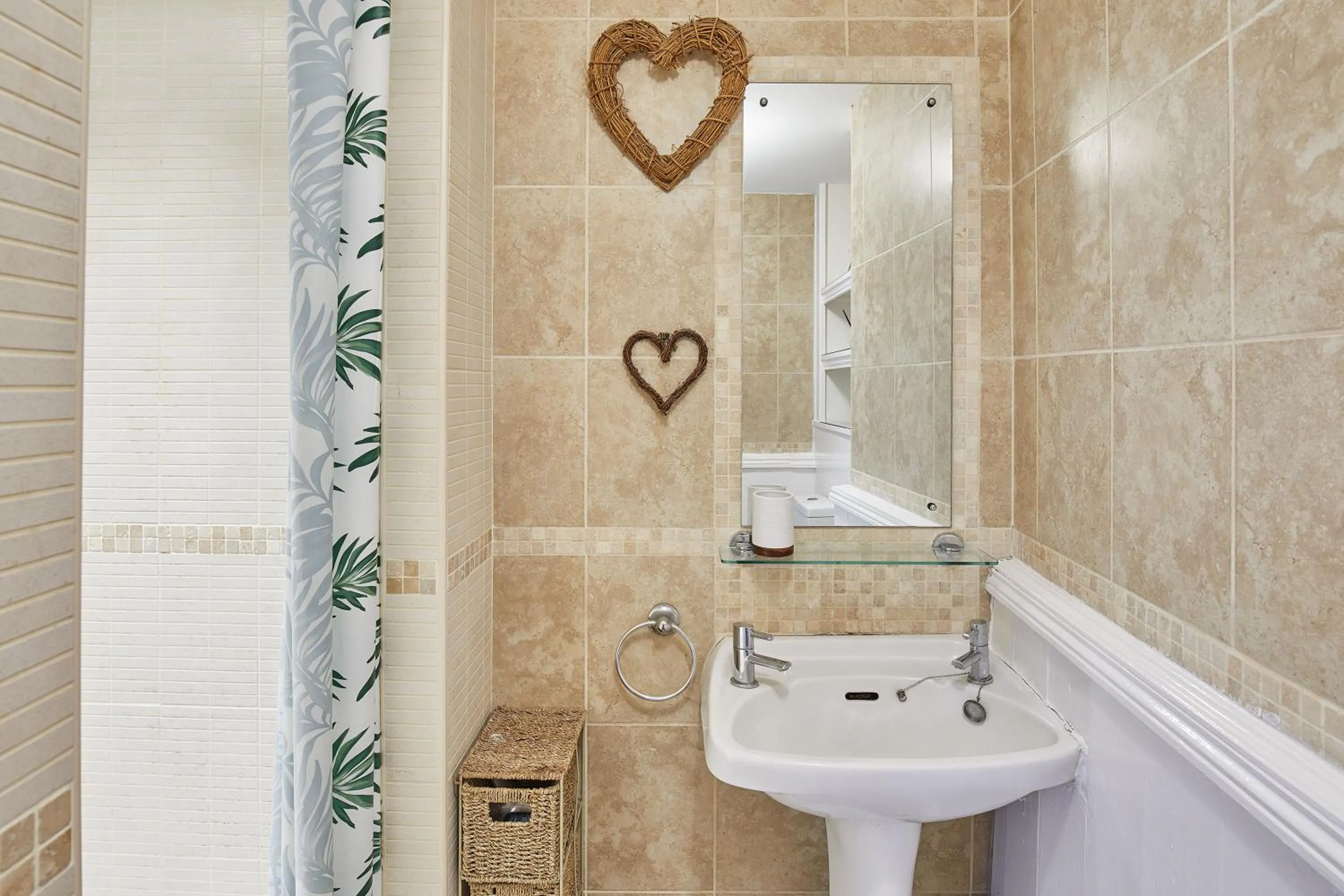 Bathroom in Host & Stay - The Duck Pond