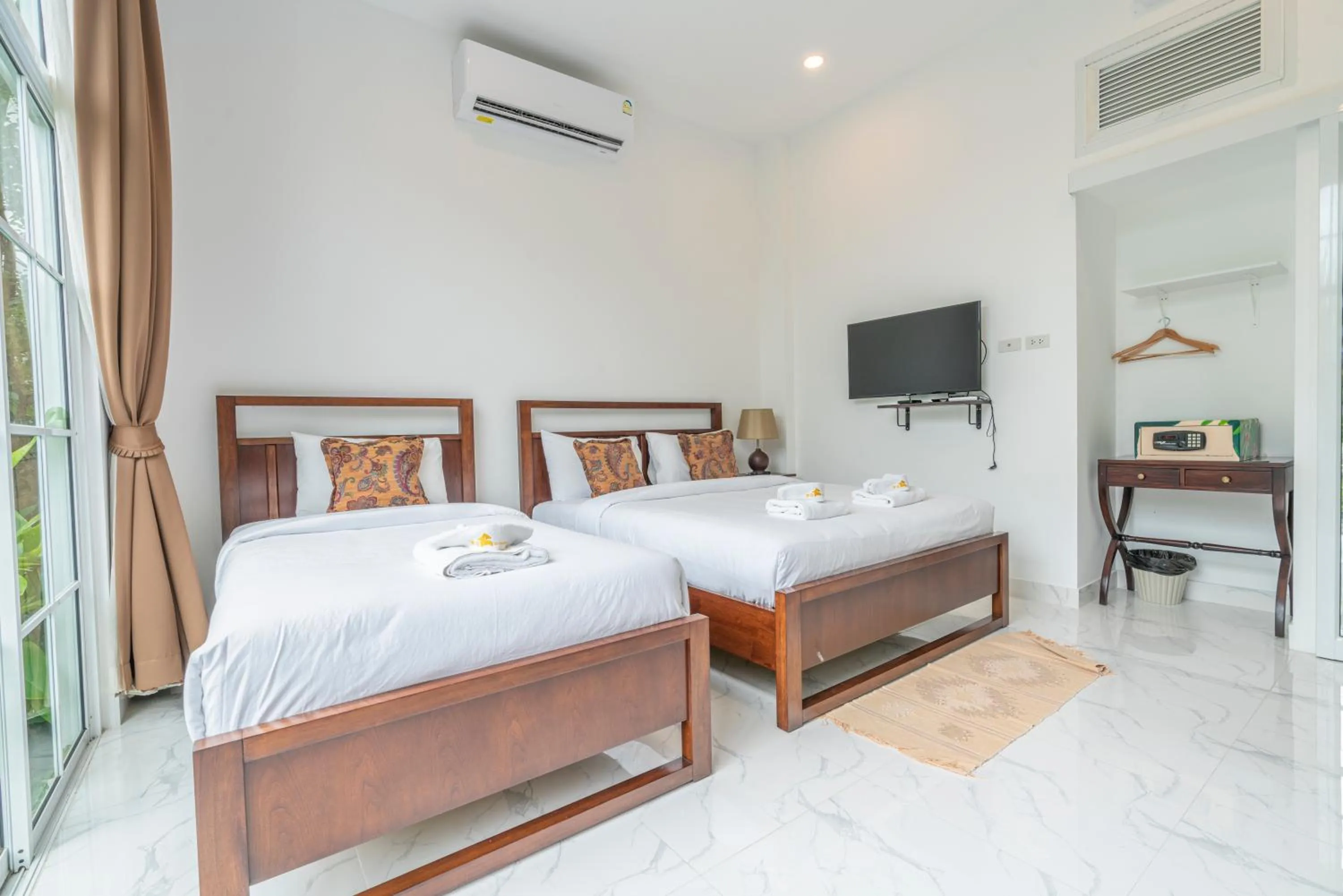 Bedroom, Bed in Utapao sattahip rayong resort