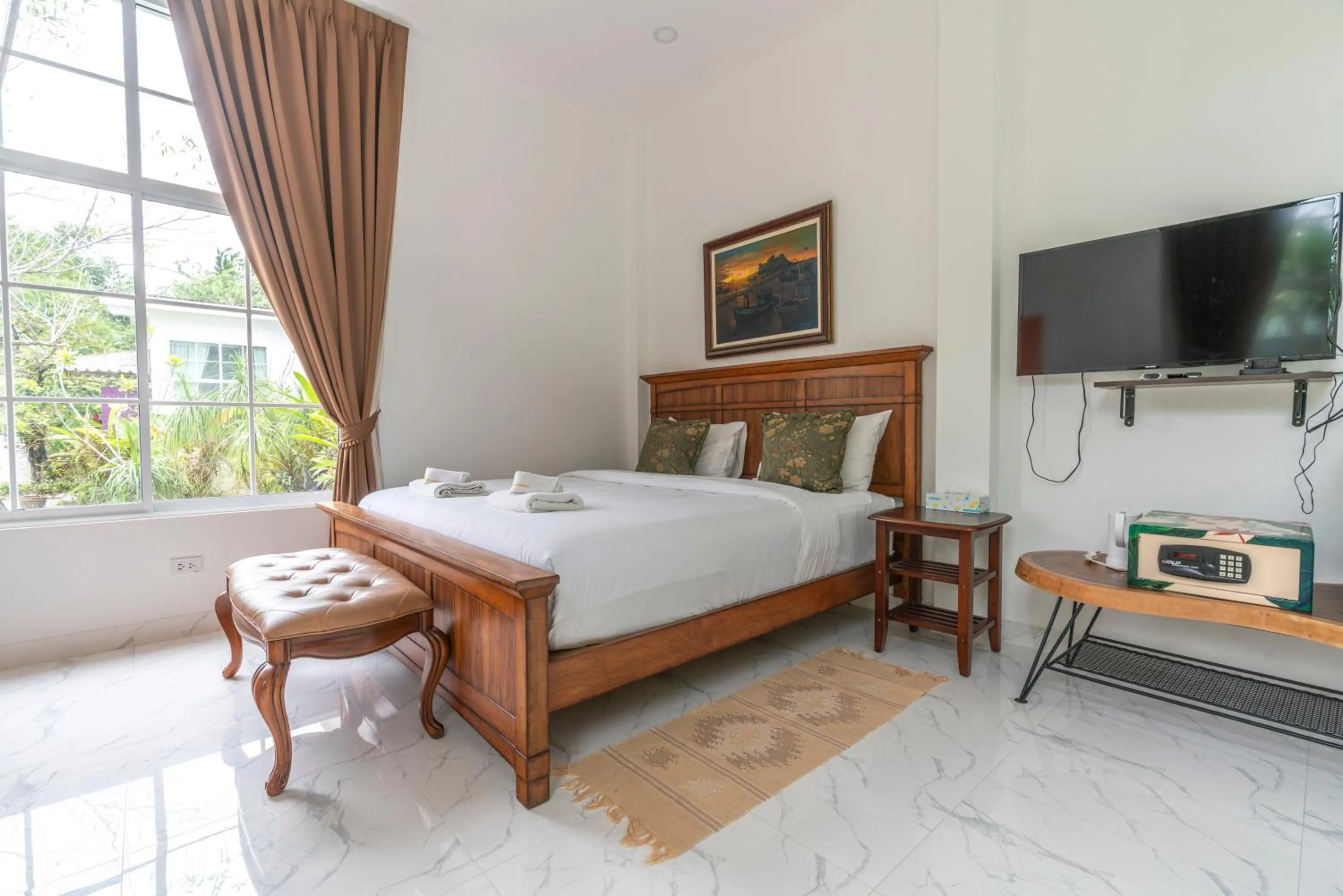 Bedroom, Bed in Utapao sattahip rayong resort