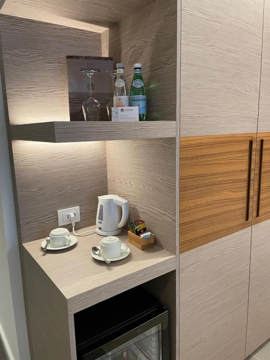 Coffee/tea facilities in Hotel Aurora