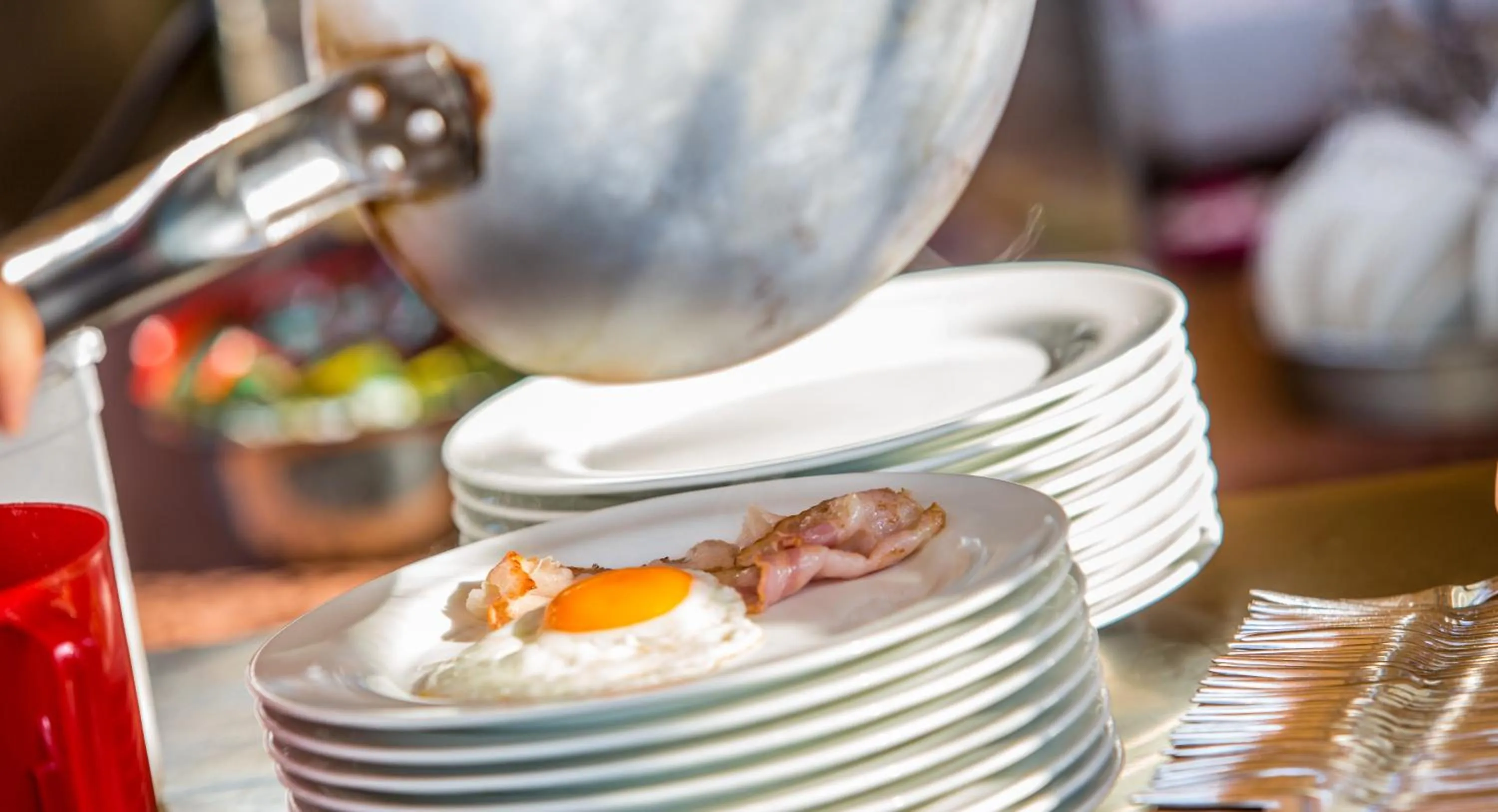 Food and drinks in Hotel Aurora