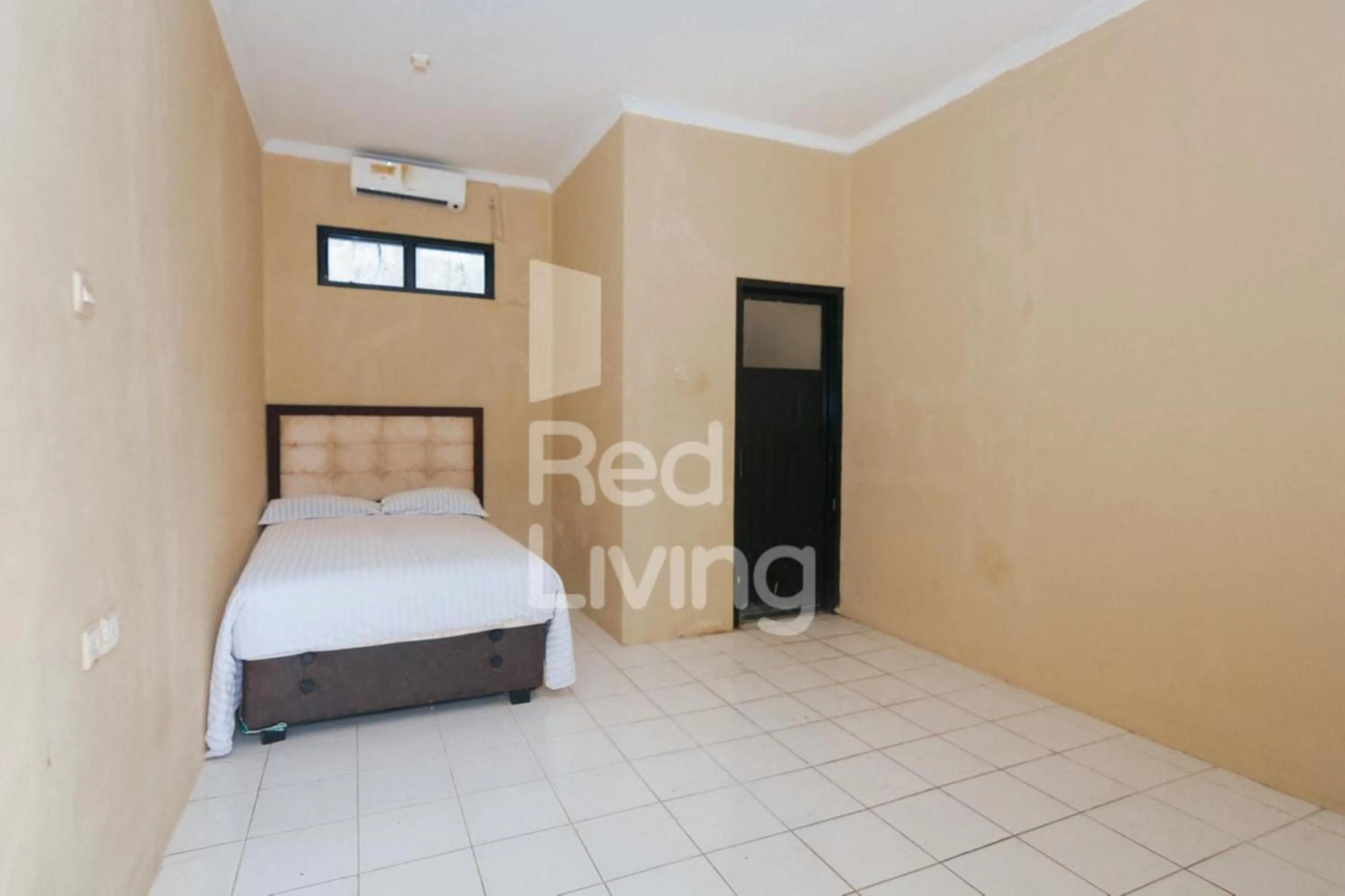 Bedroom, Bed in KORPRI Live House RedPartner