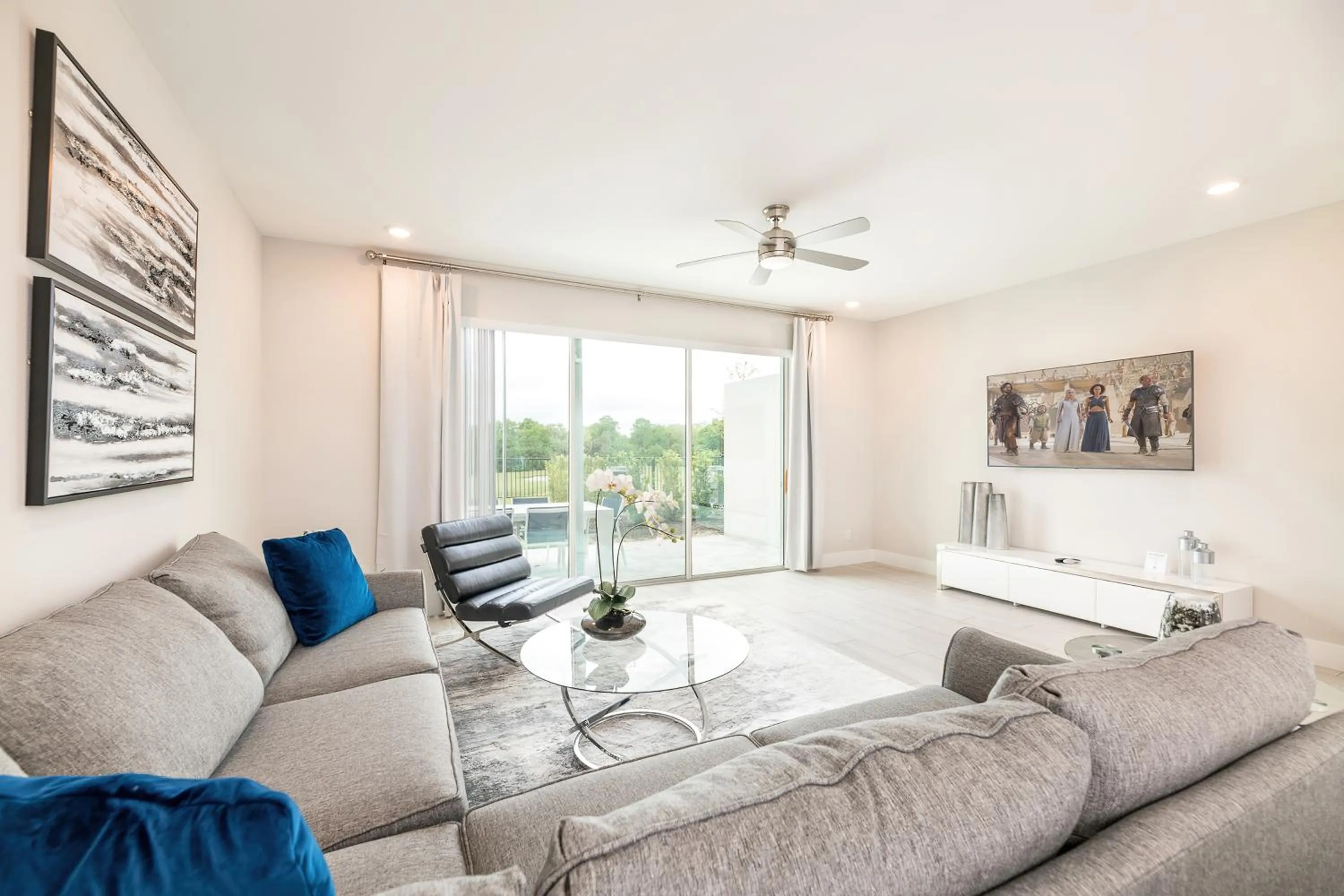 Living room in Spectrum Resort Villas Orlando and Waterparks