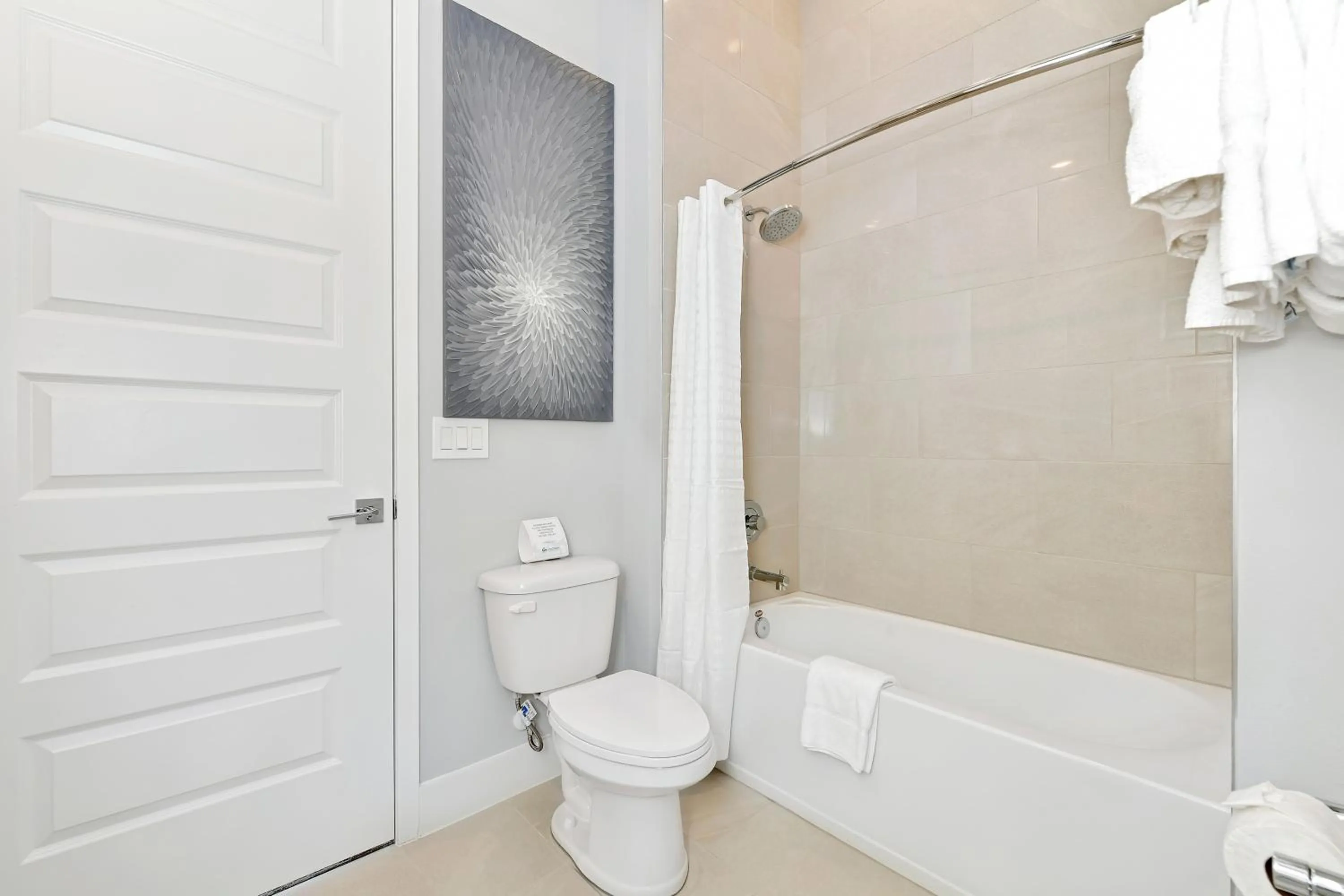 Bathroom in Spectrum Resort Villas Orlando and Waterparks