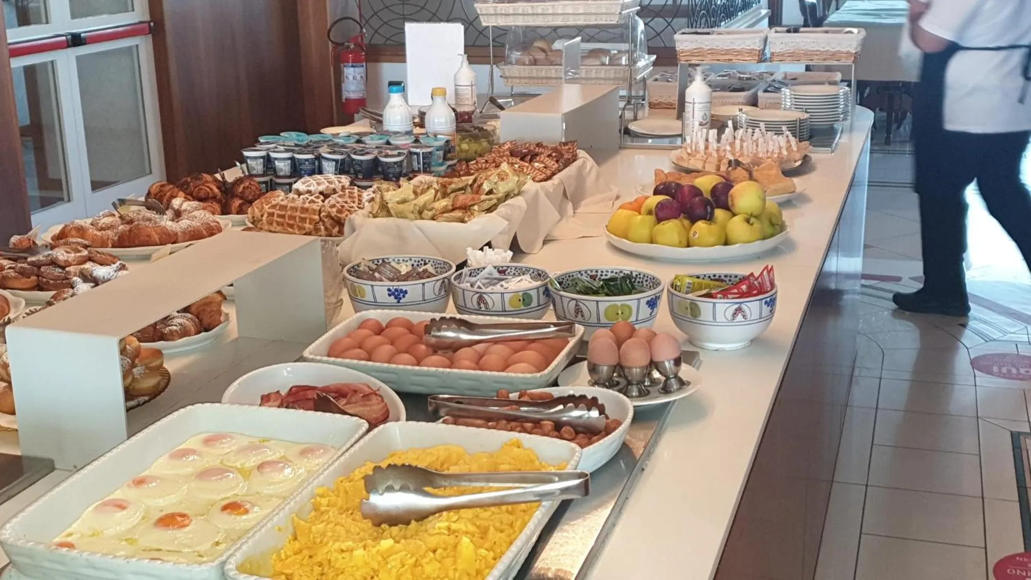 Breakfast in Hotel Negresco