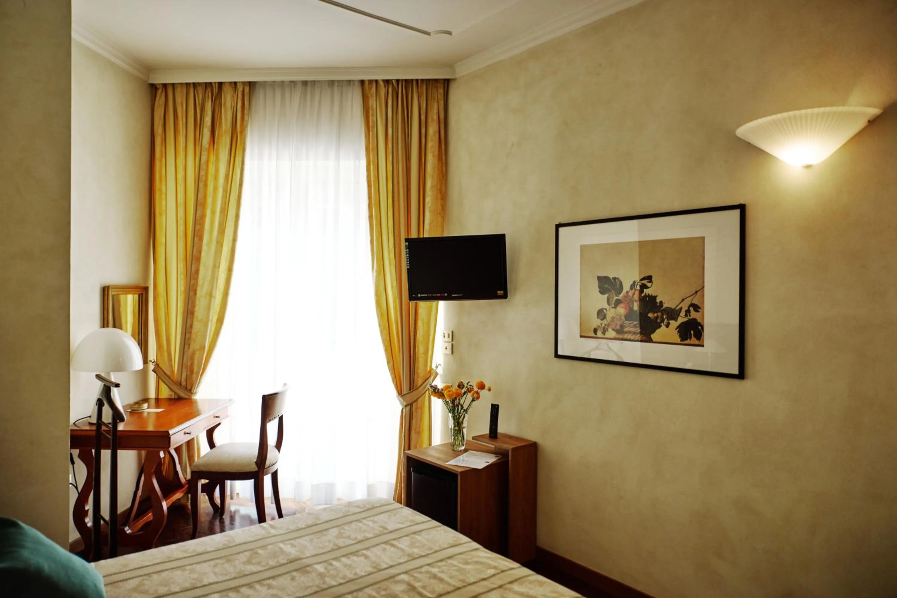 Bedroom in Hotel Negresco