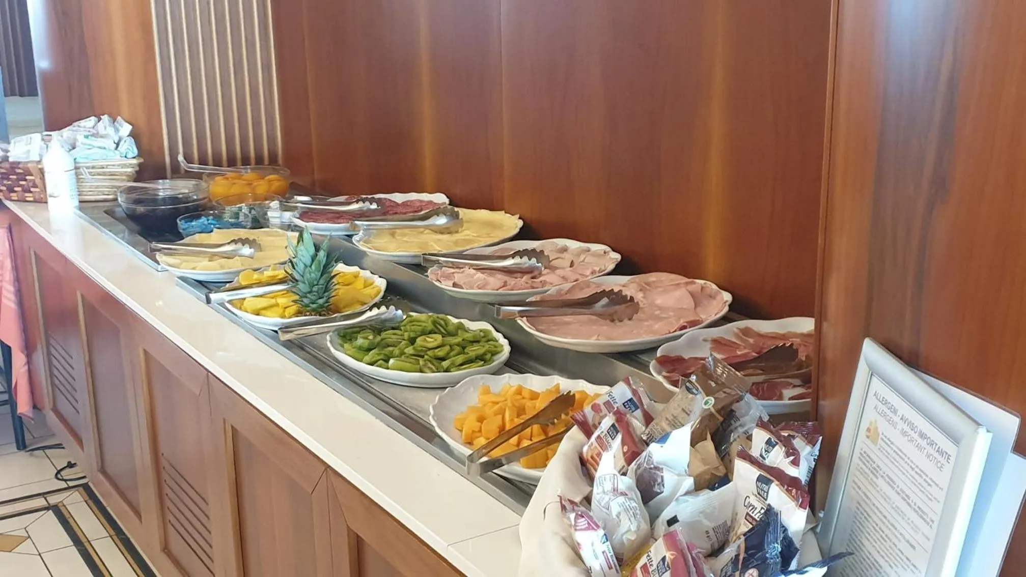 Breakfast in Hotel Negresco