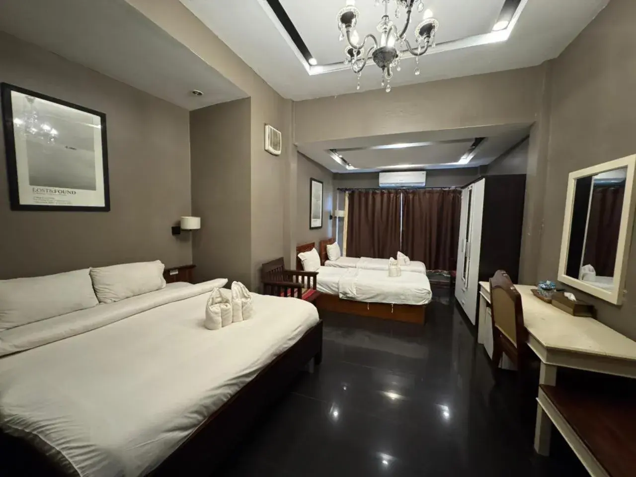 Deluxe Family Room in Ban Channuane Deluxe Family Room in Ban Channuane