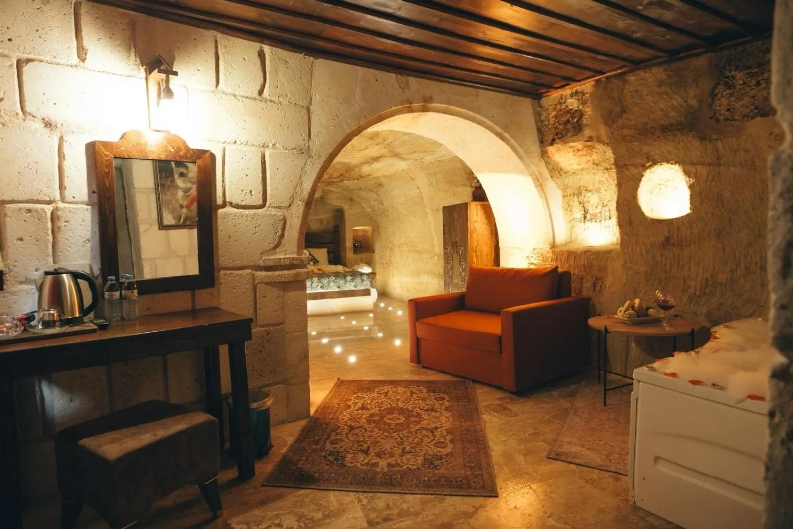 Photo of the whole room in Tale Cave İnn