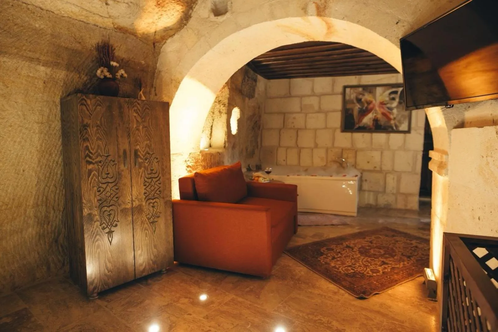 Photo of the whole room in Tale Cave İnn