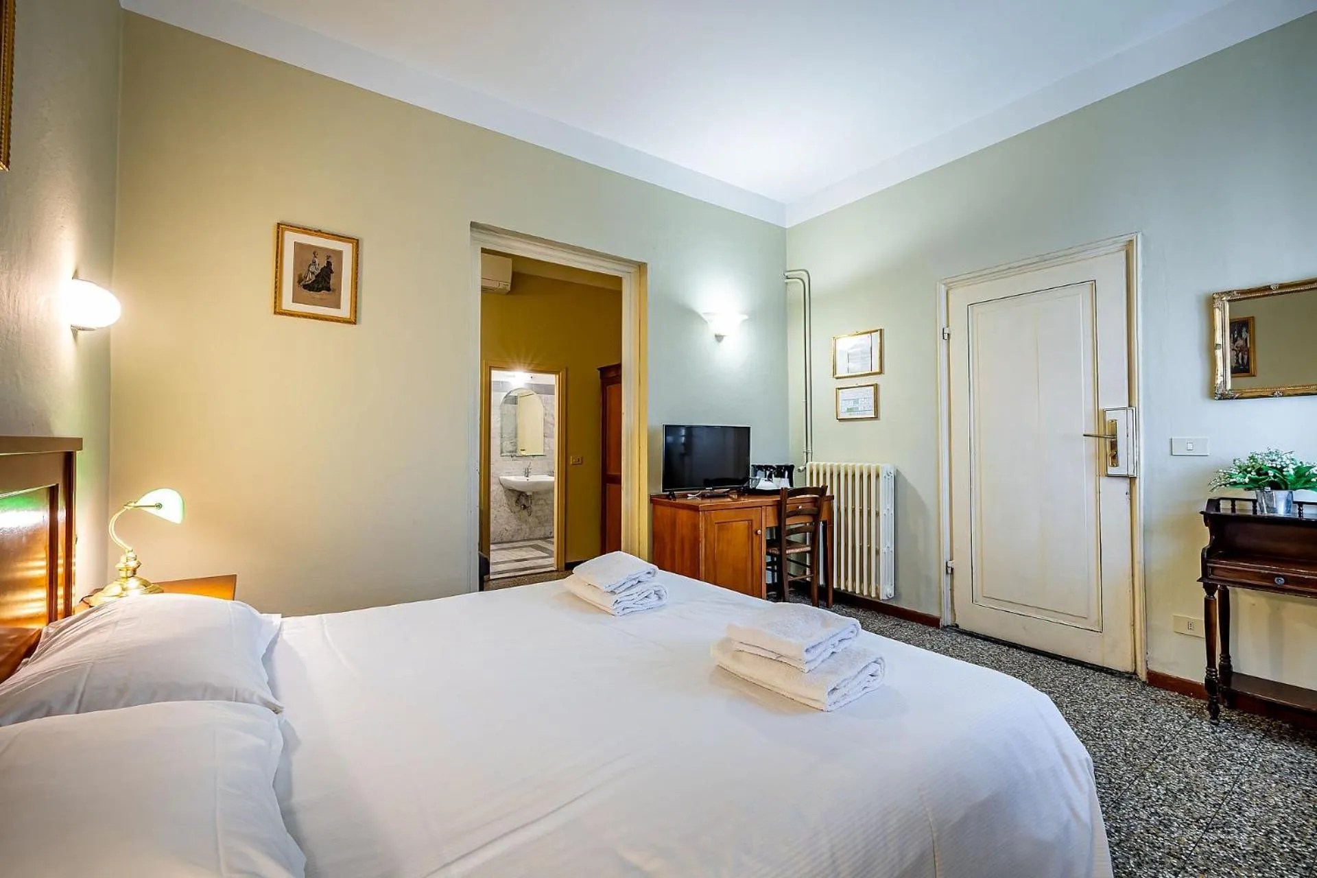 Bed in Bellevue House Affittacamere