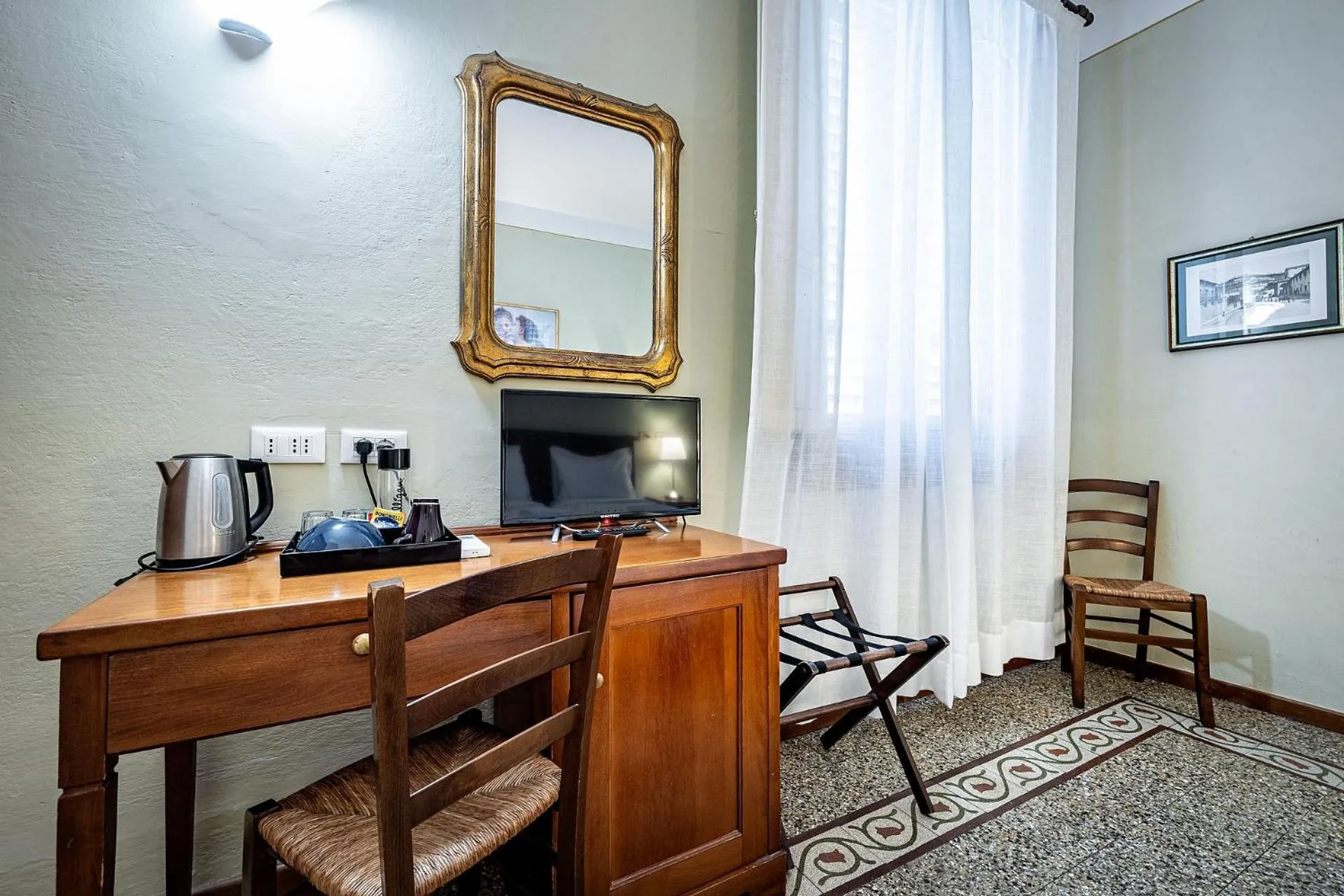 TV and multimedia in Bellevue House Affittacamere