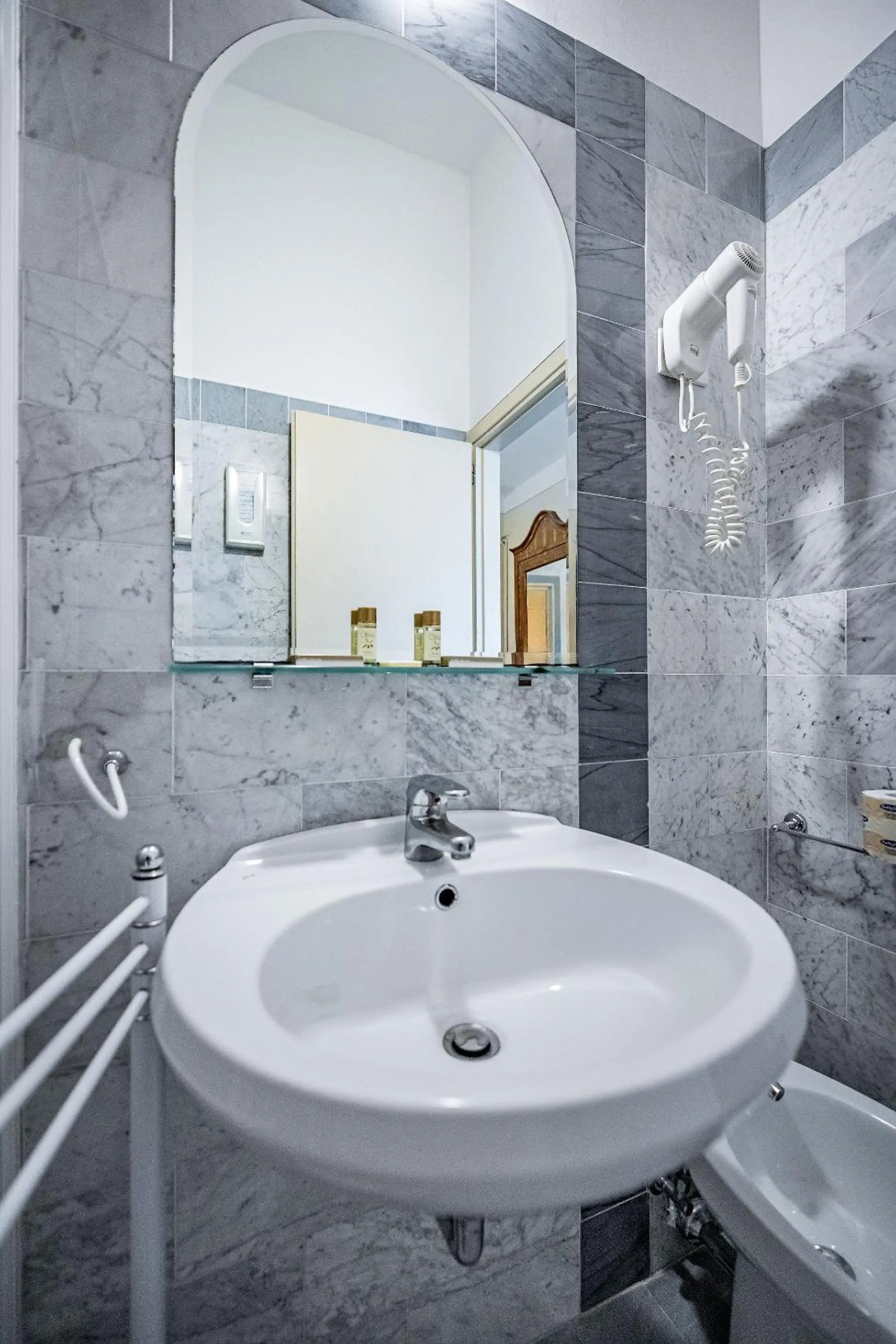 Toilet in Bellevue House Affittacamere