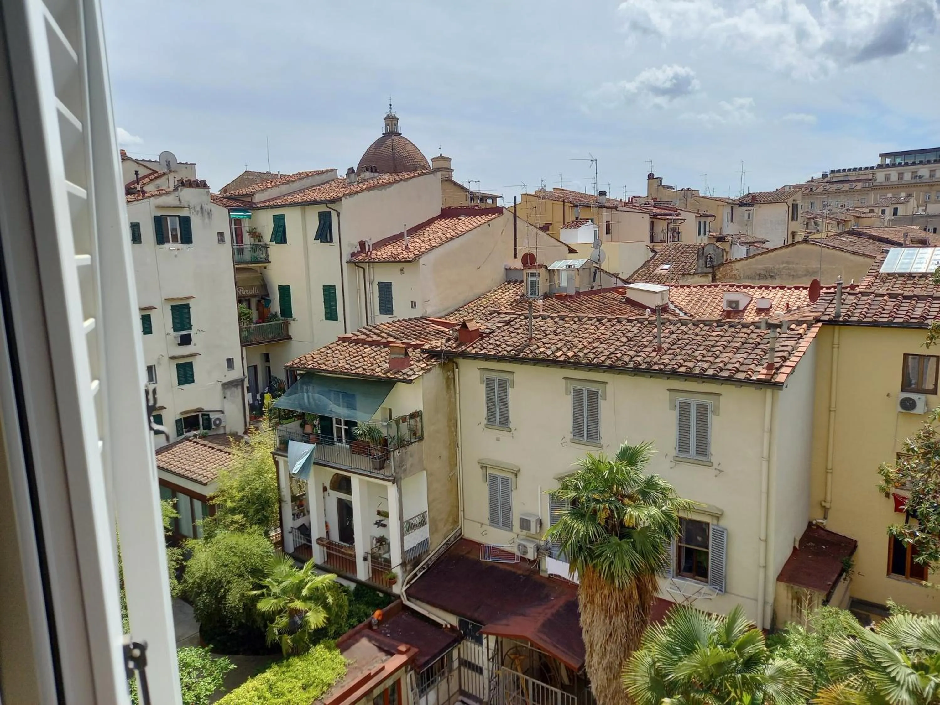 View (from property/room) in Bellevue House Affittacamere