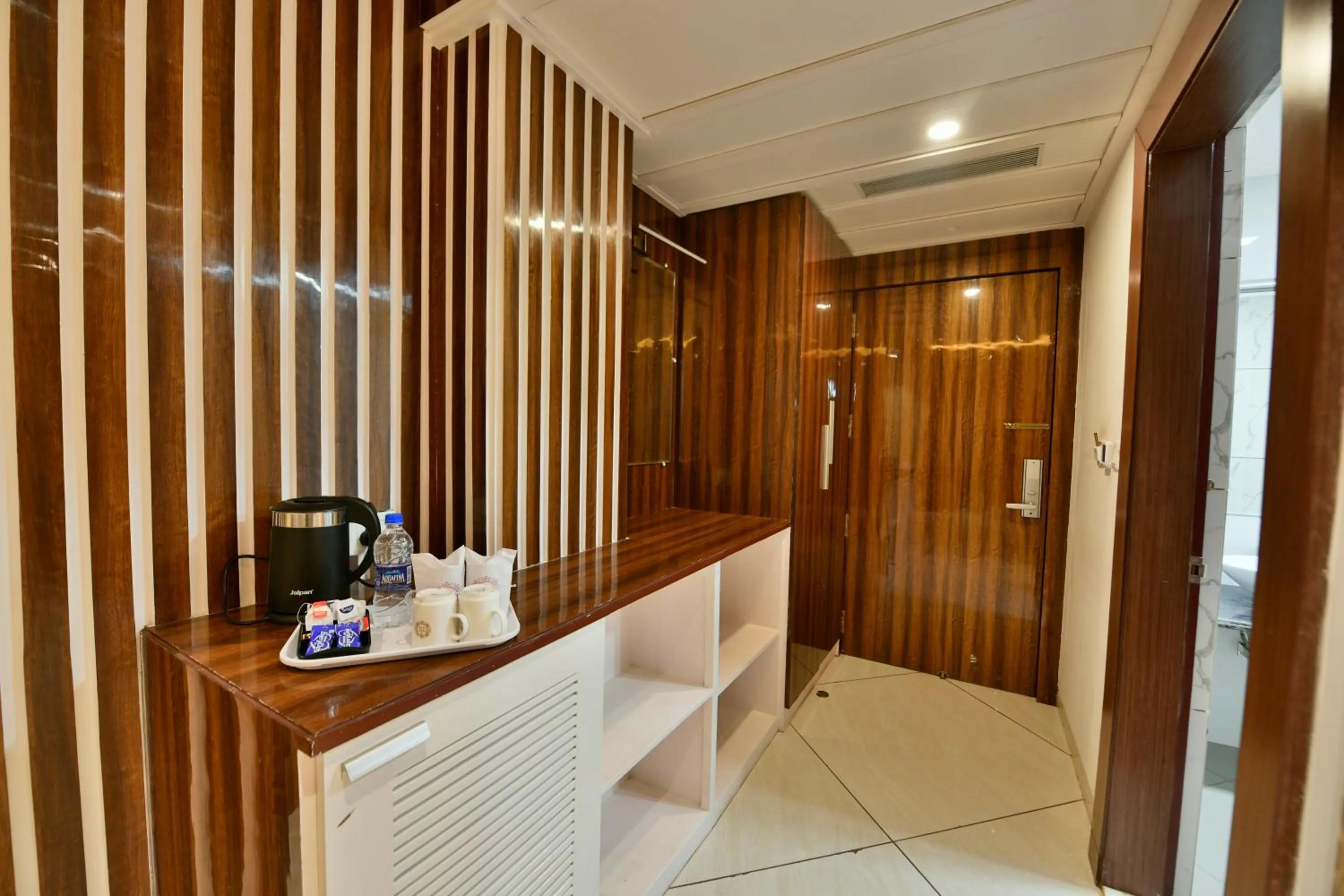 Coffee/tea facilities in Hotel RJ