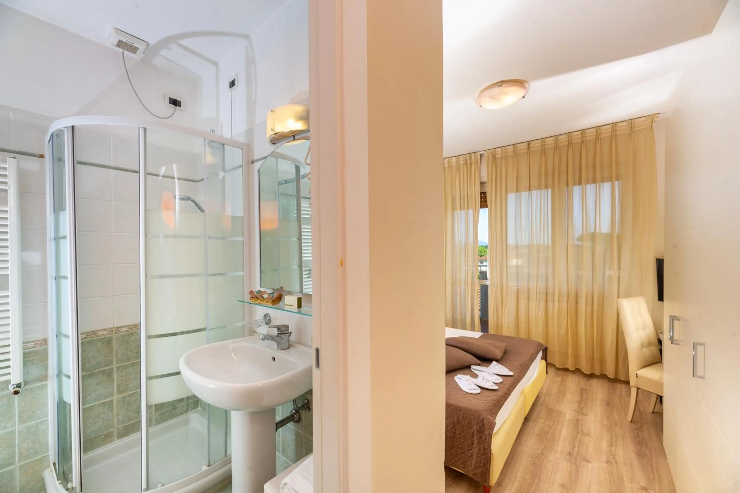 Toilet in Hotel Nuova Sabrina