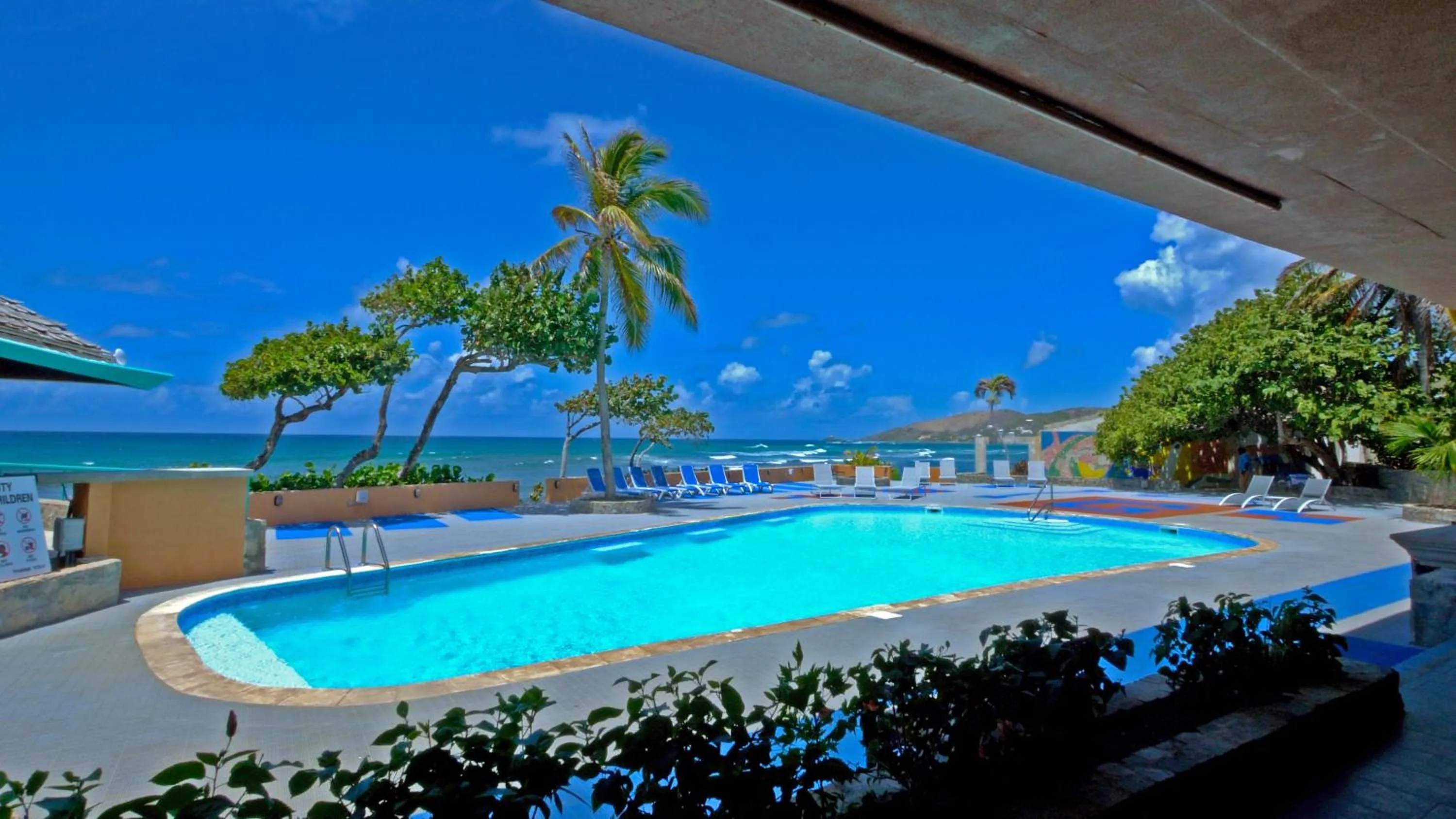 Swimming pool in Grapetree Bay Hotel and Villas