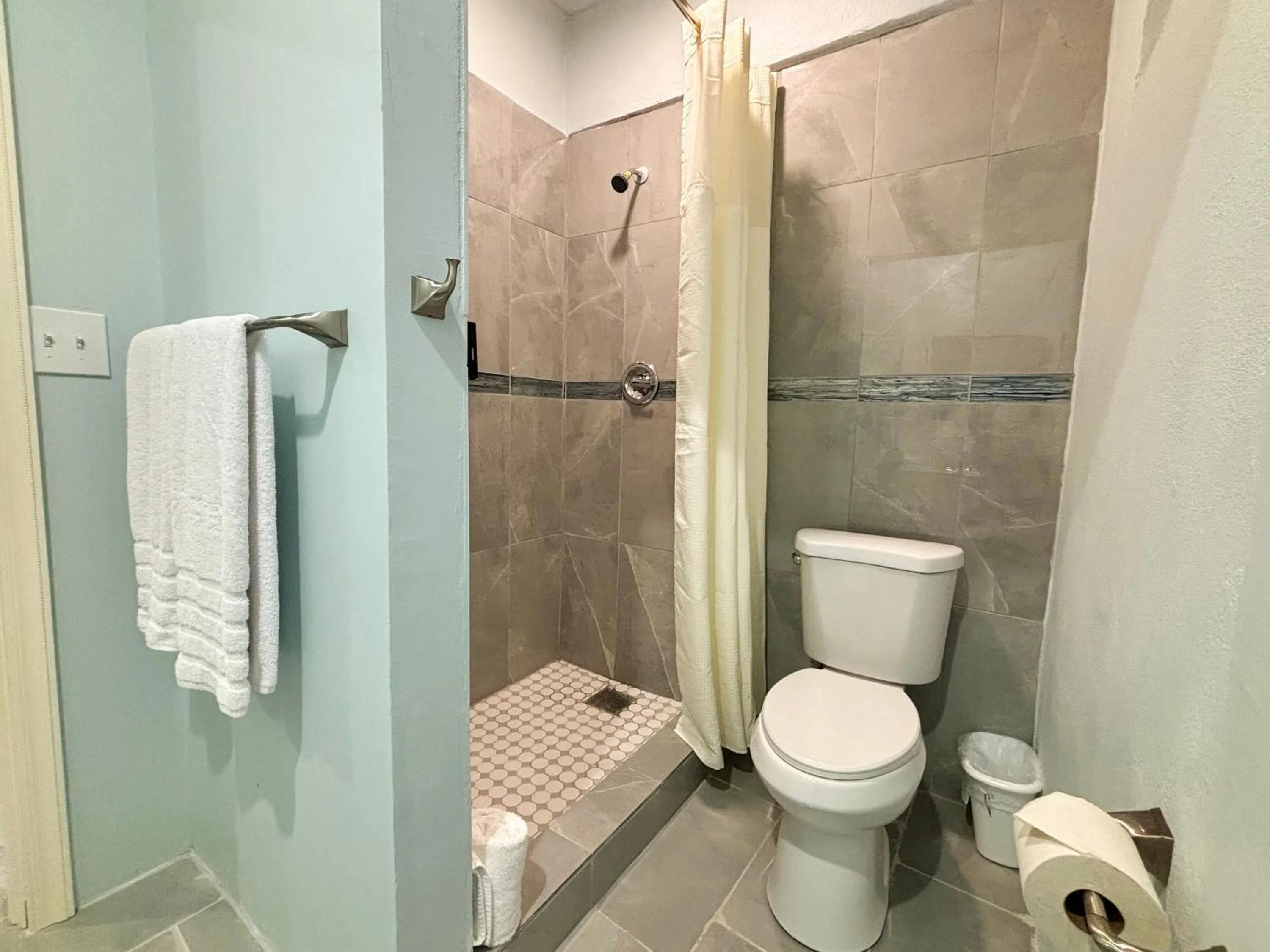 Bathroom in Grapetree Bay Hotel and Villas