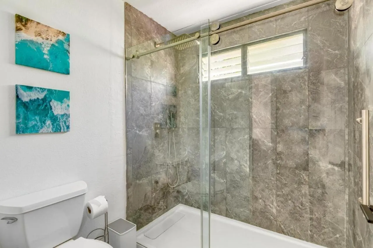 Stunning Views Best location in Hilo 2BR modern Condo