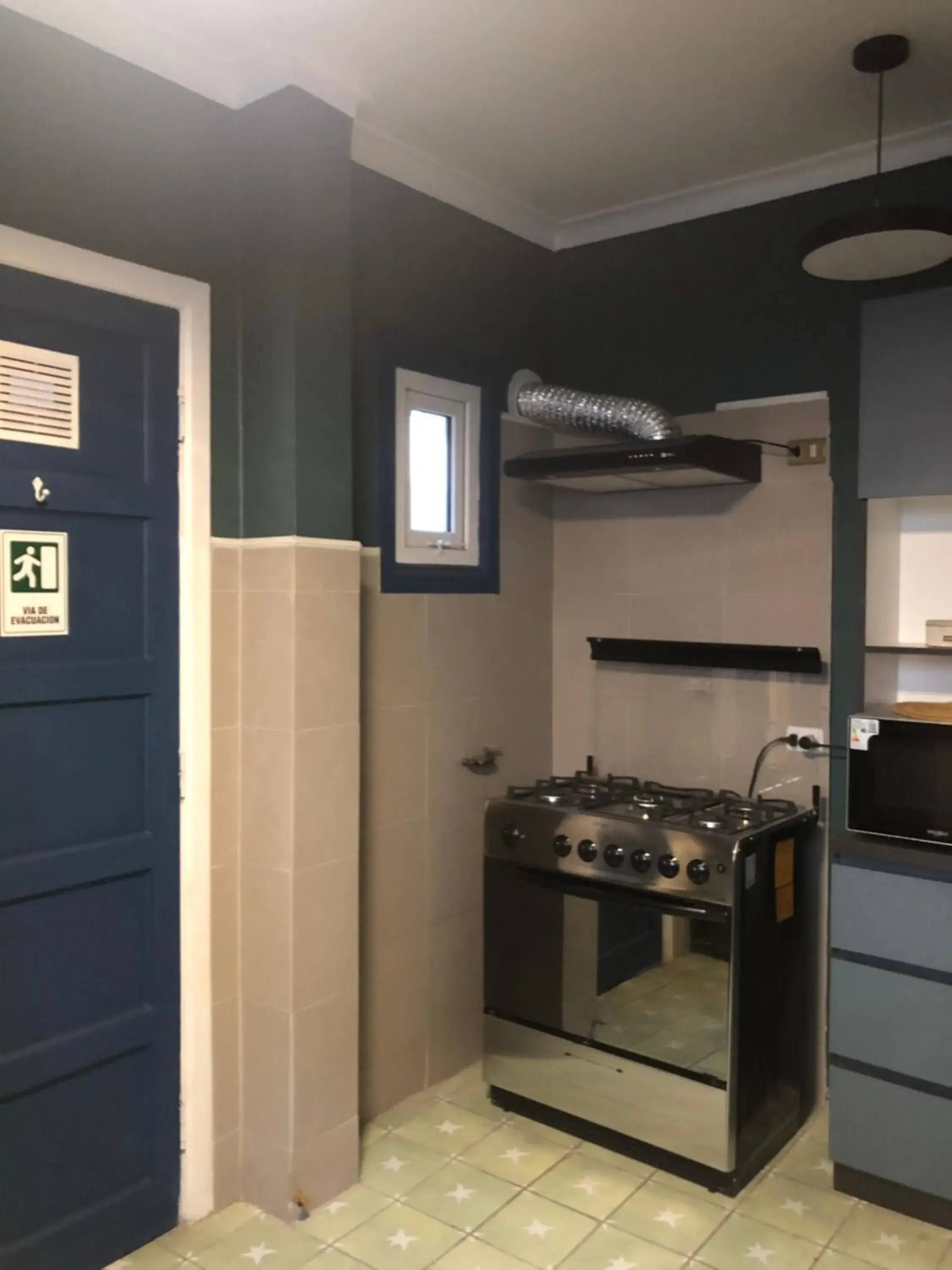 Communal kitchen in TQCaleta Providencia Barrio Italia Communal kitchen in TQCaleta Providencia Barrio Italia