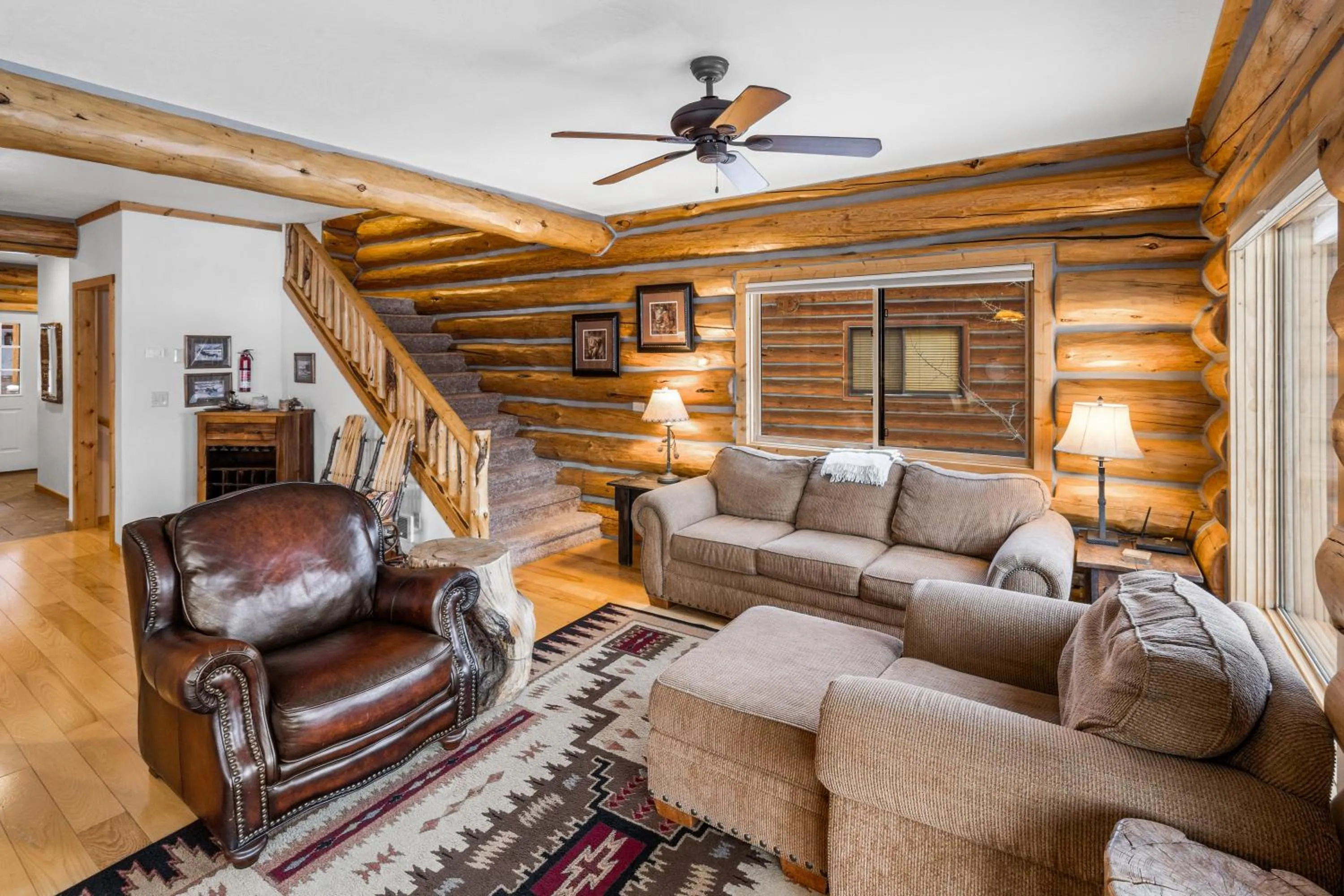 Living room in King's Cabin