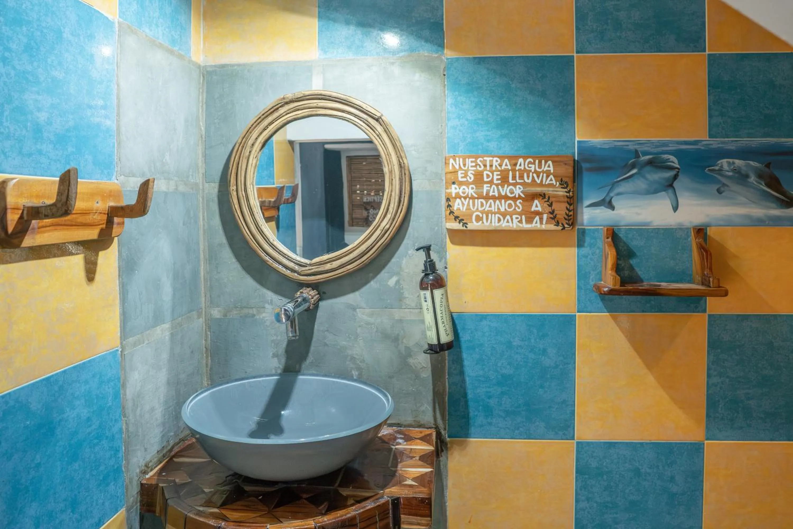 Bathroom in La Playita Isla Fuerte